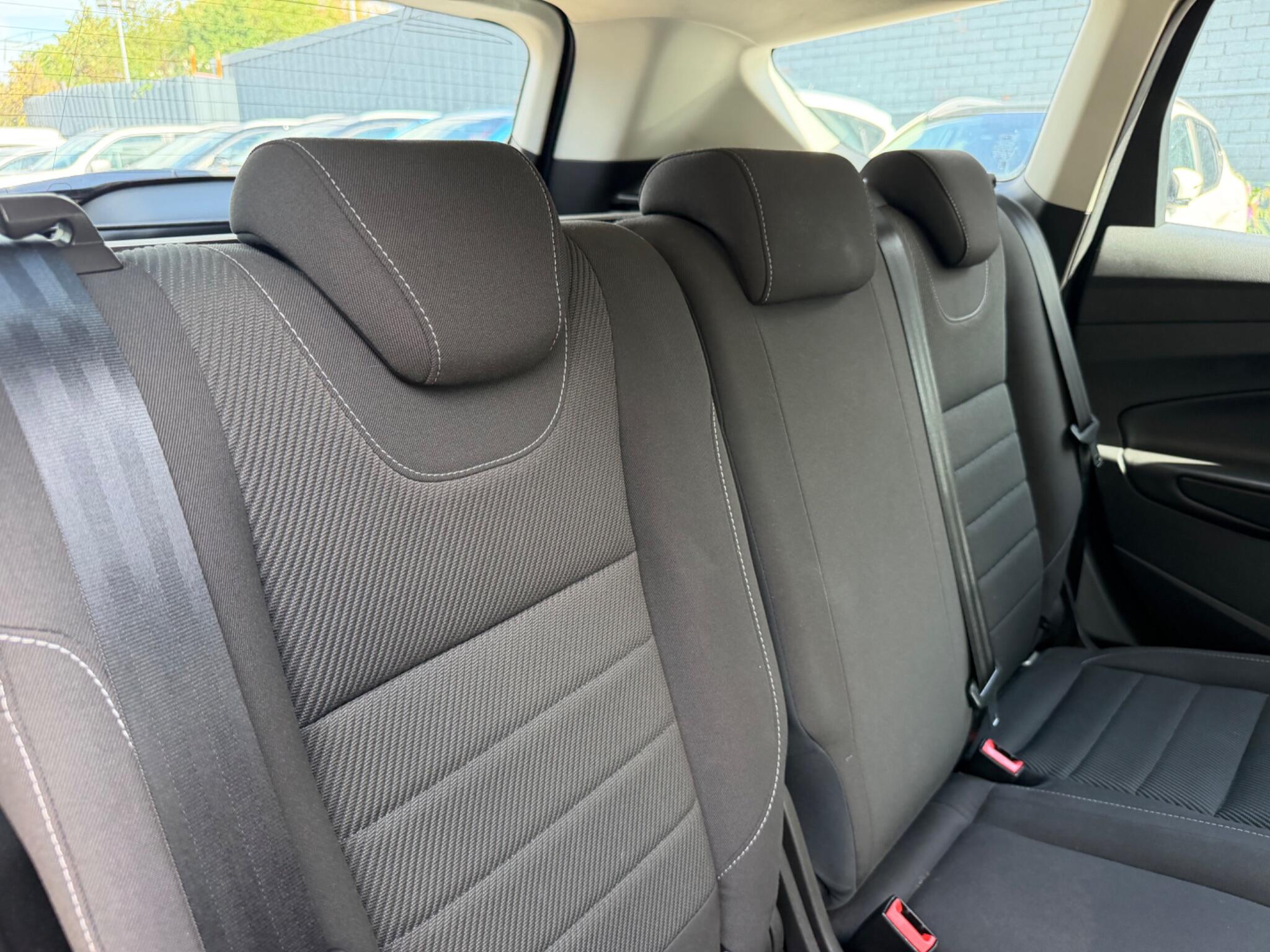 Ford Kuga view 21