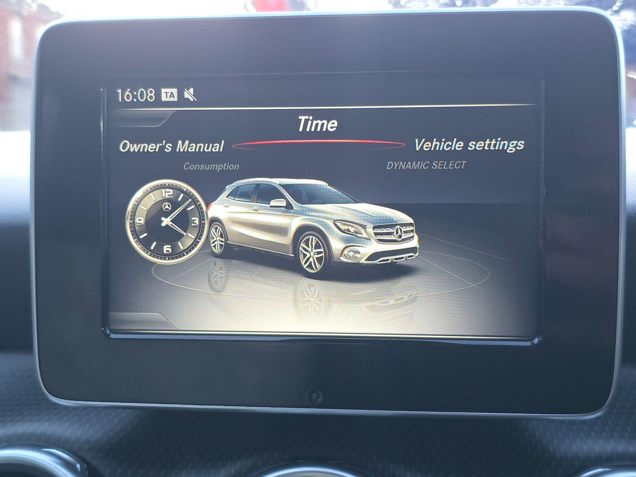 2018 Mercedes-Benz GLA 1.6 GLA200 SE (Executive) Euro 6 (s/s) 5dr • 28,270 miles image 51