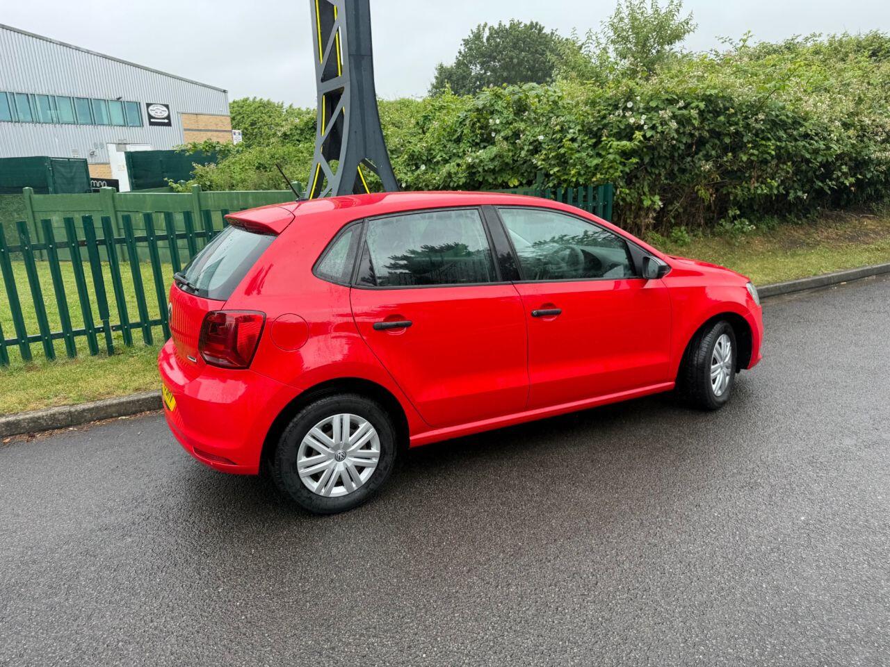 Volkswagen Polo view 12