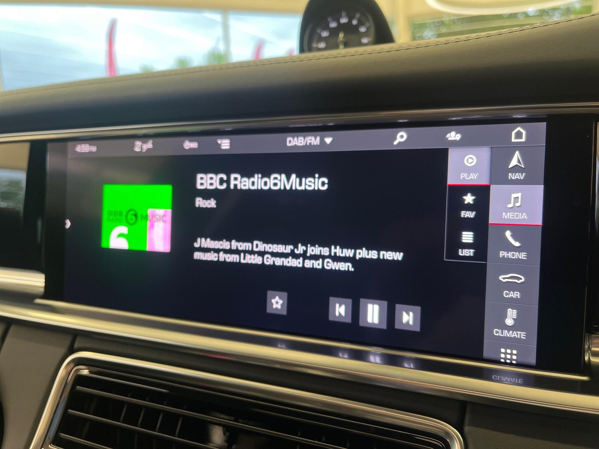 Porsche Panamera view 31