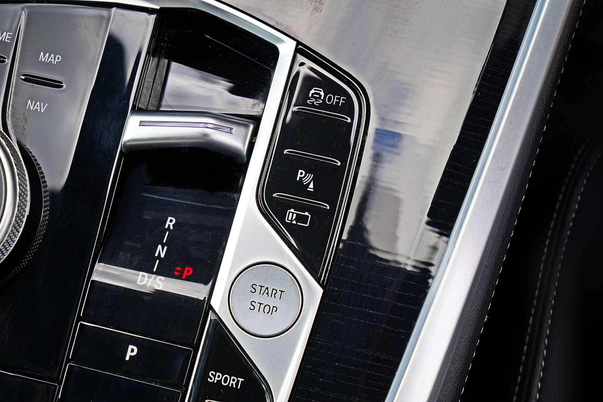 BMW X5 view 20