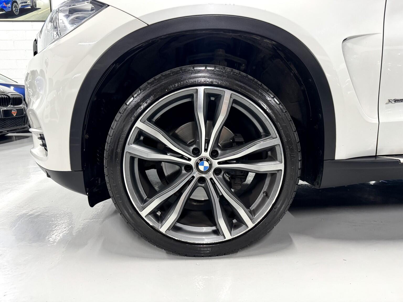 BMW X5 X5 view 3