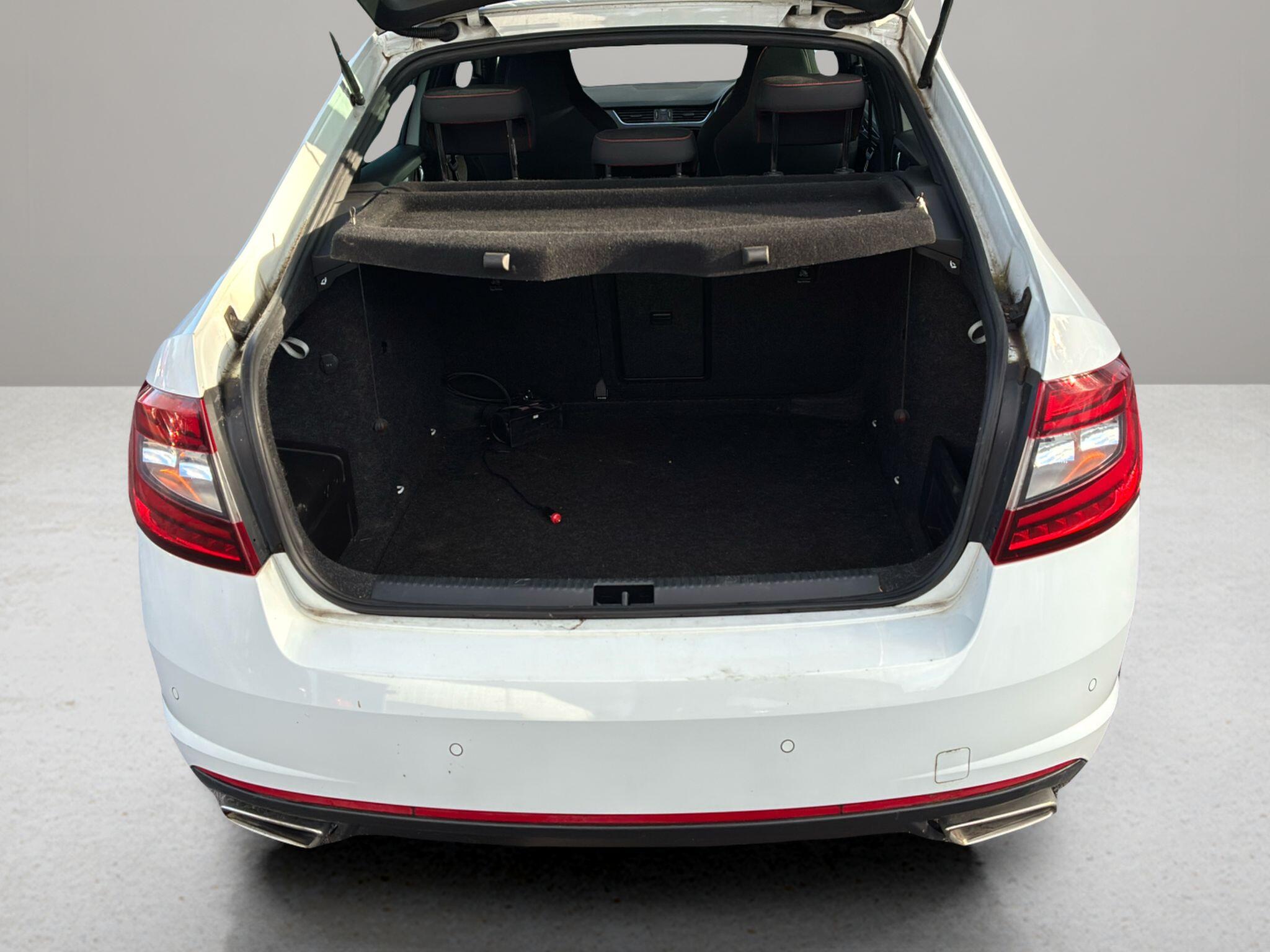Skoda Octavia view 7