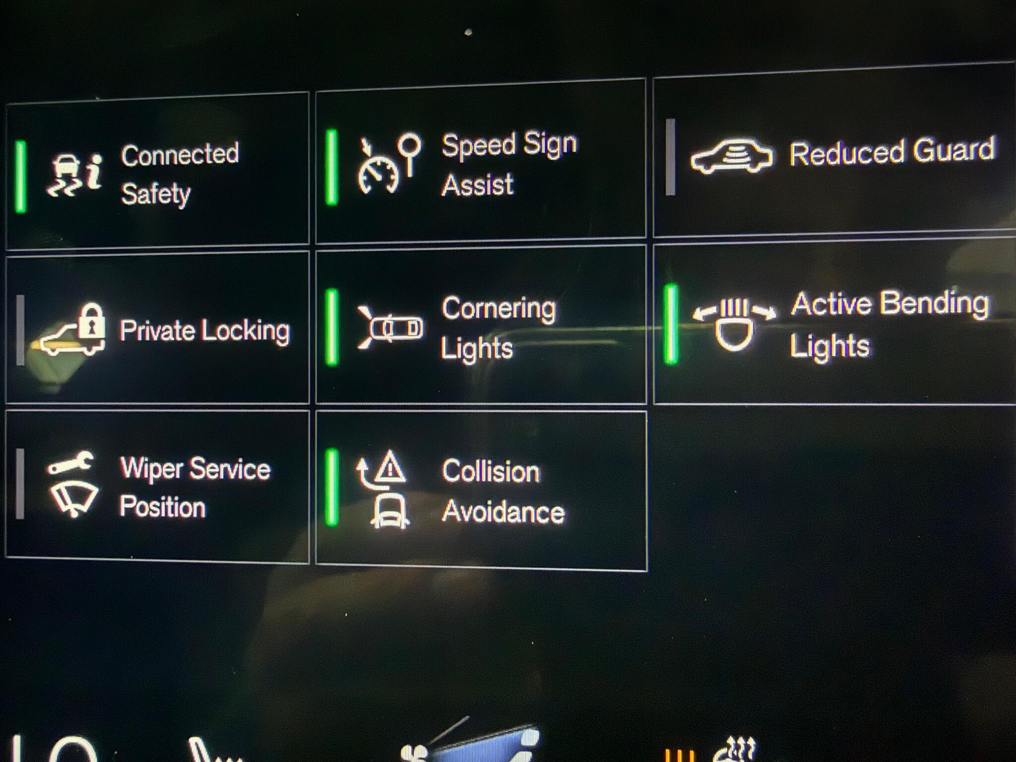 Volvo XC60 view 34