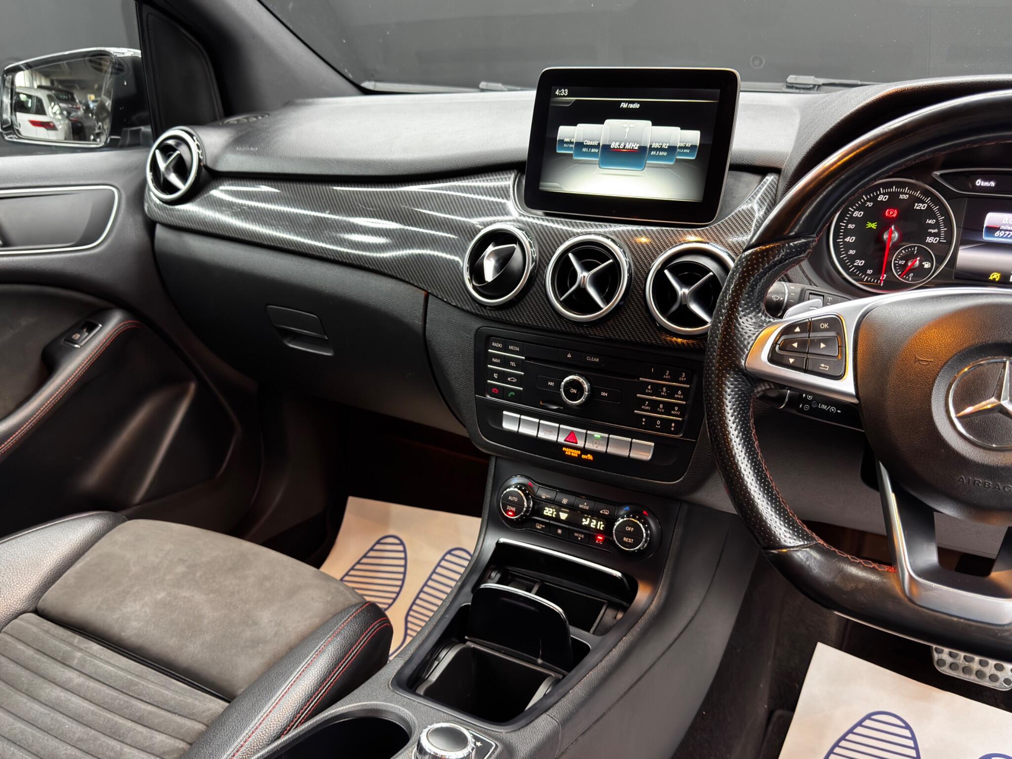 Mercedes-Benz B-Class view 24