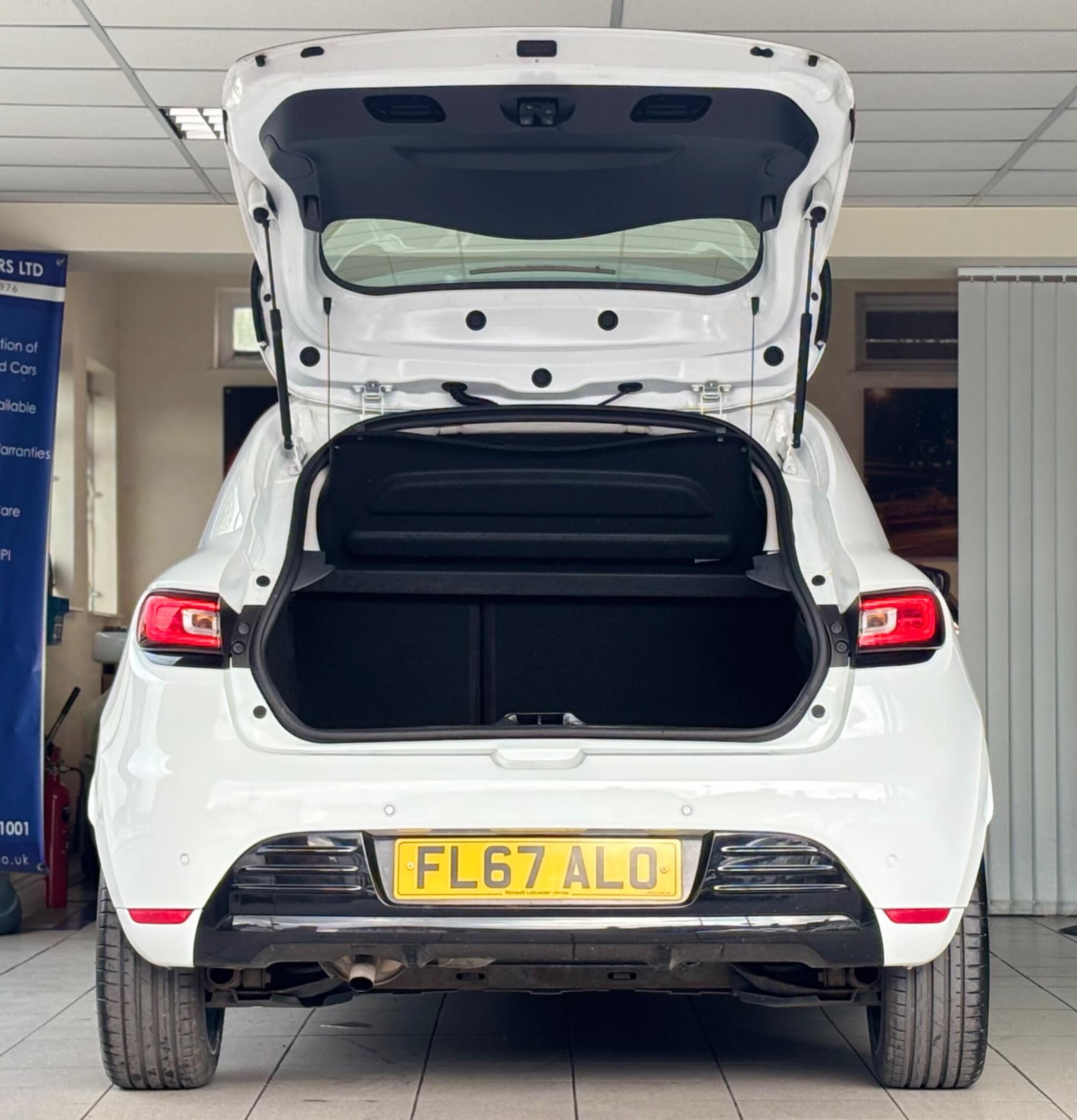 Renault Clio view 7