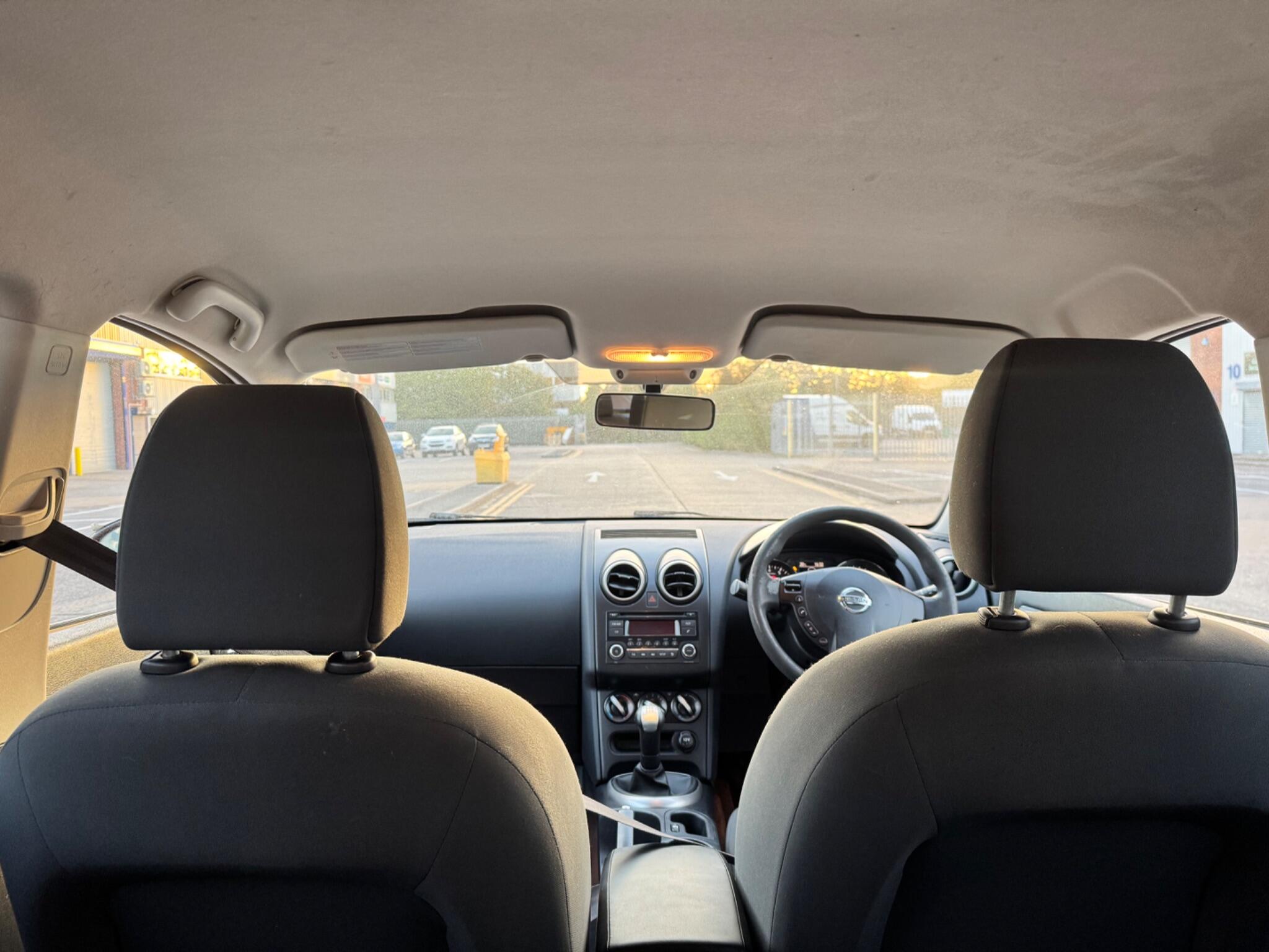 Nissan Qashqai+2 view 23