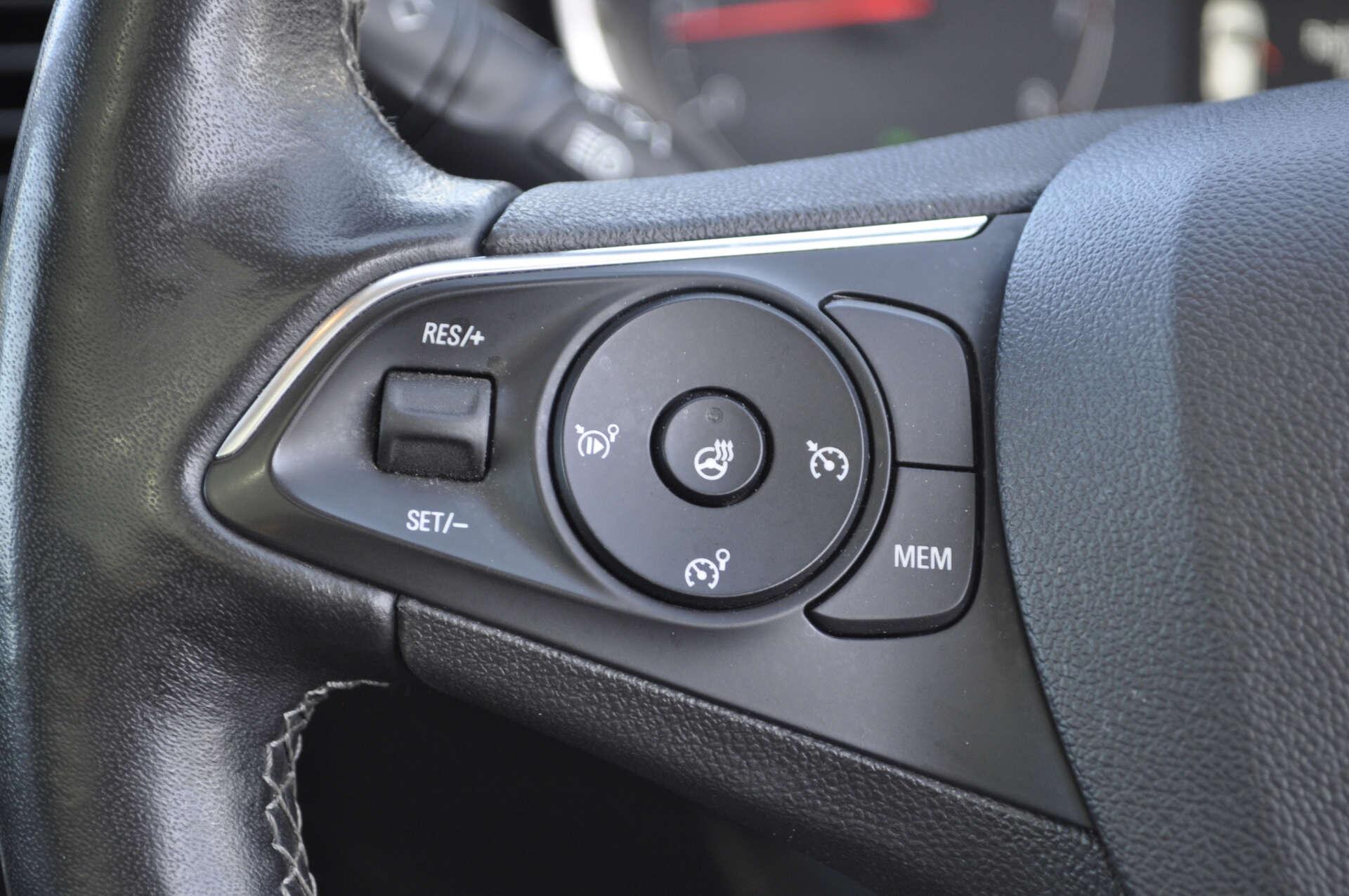 Vauxhall Grandland X view 17