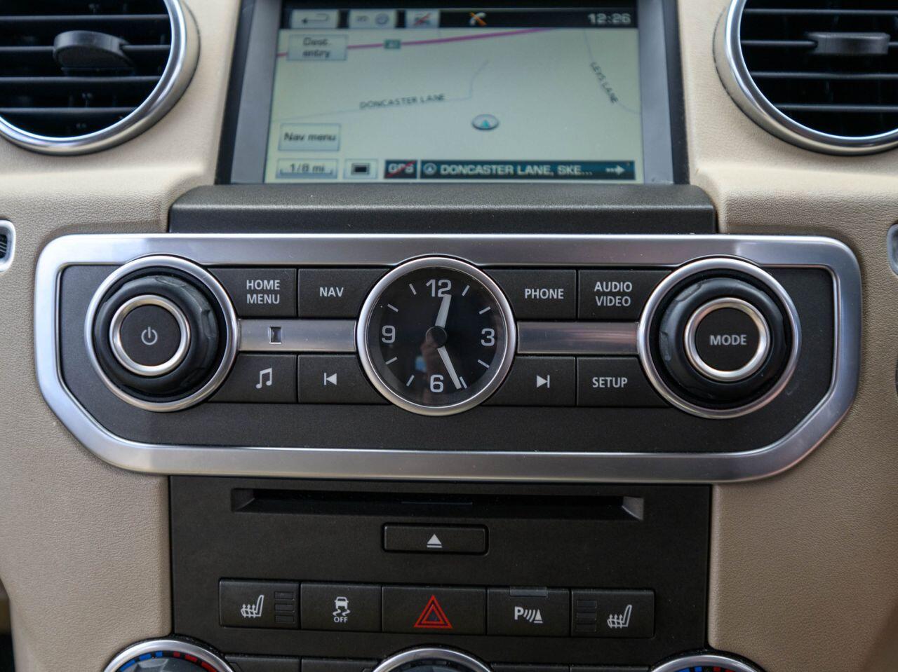 Land Rover Discovery view 40
