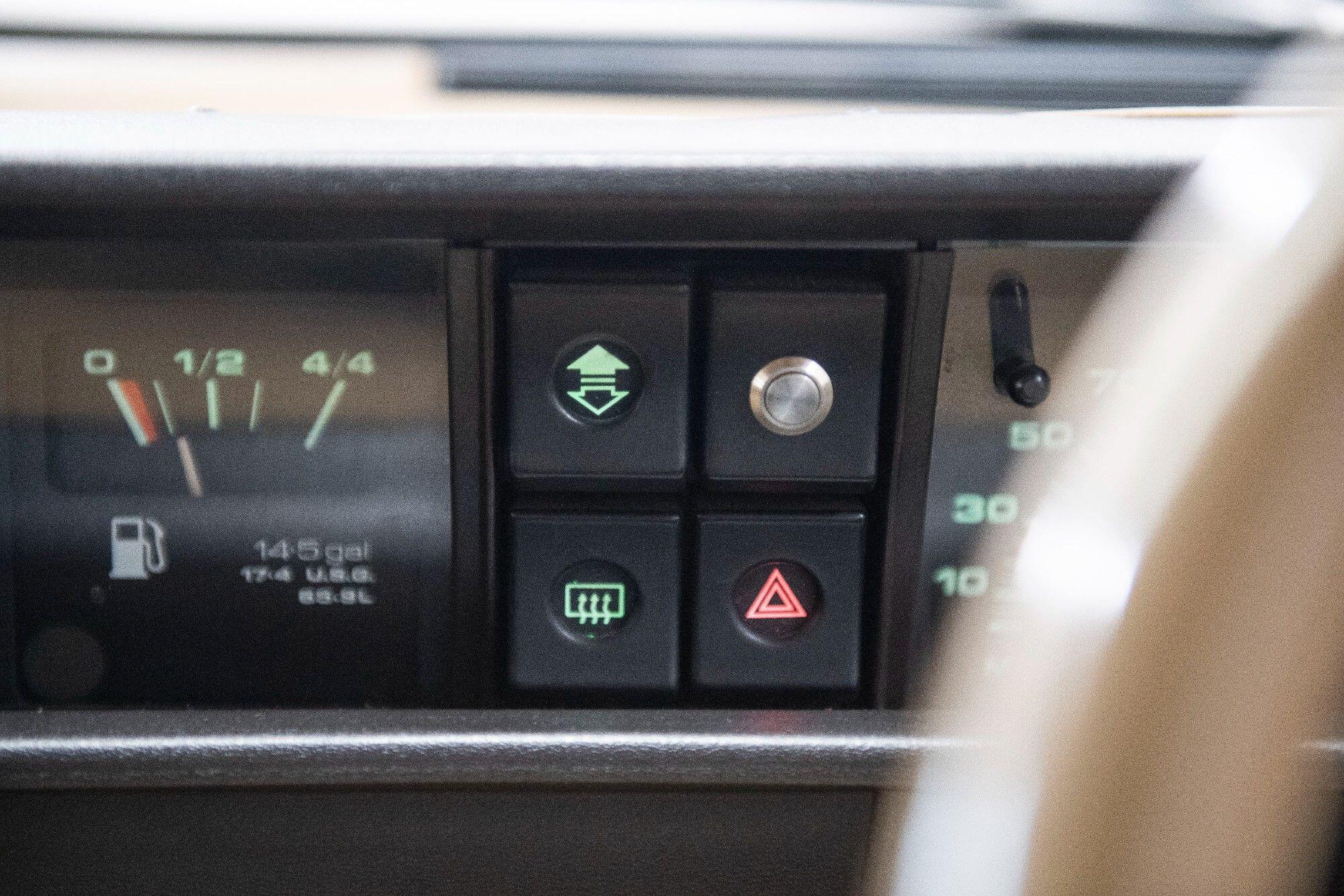 Rover 1982 Rover view 19