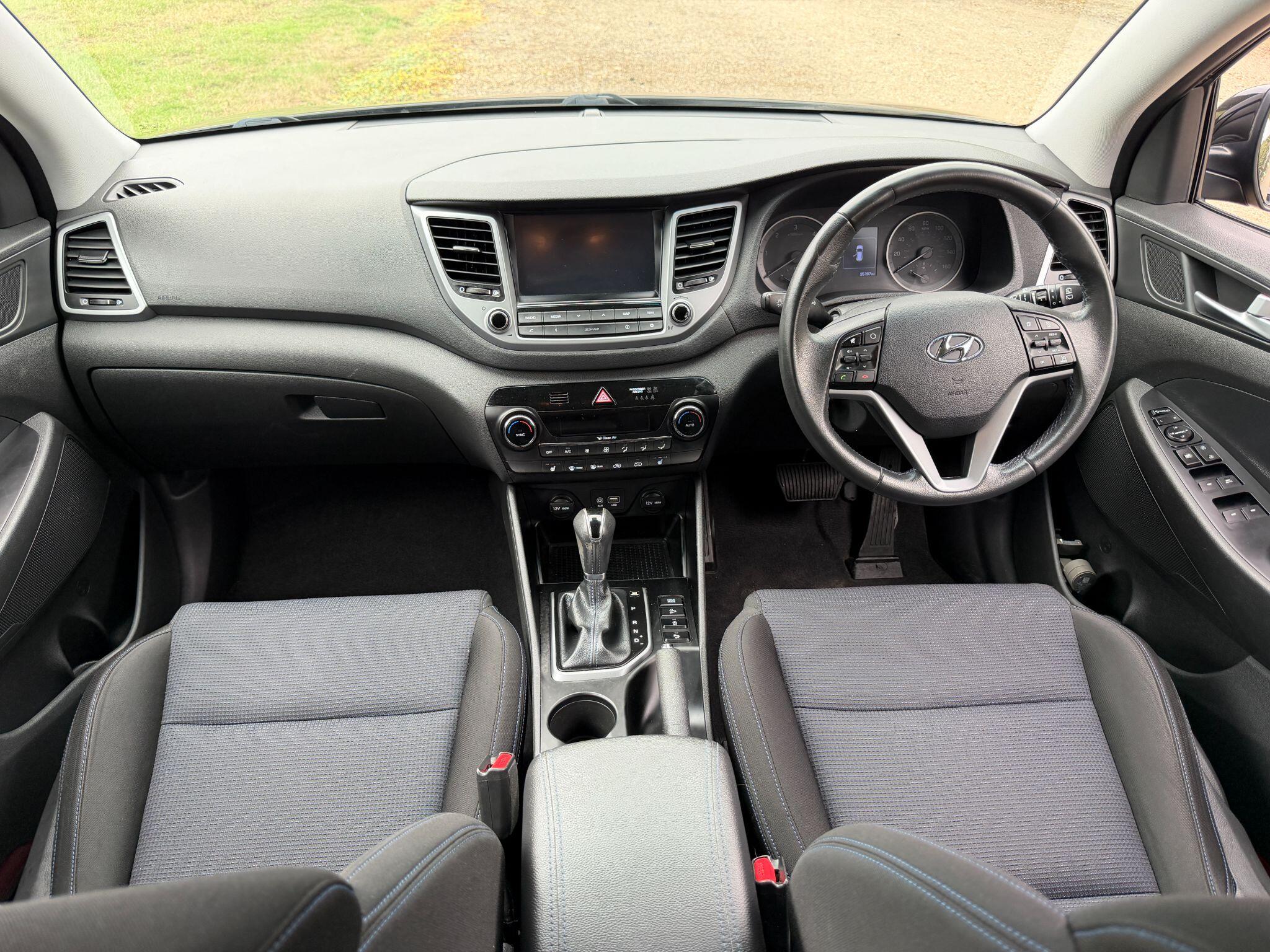 Hyundai Tucson view 32