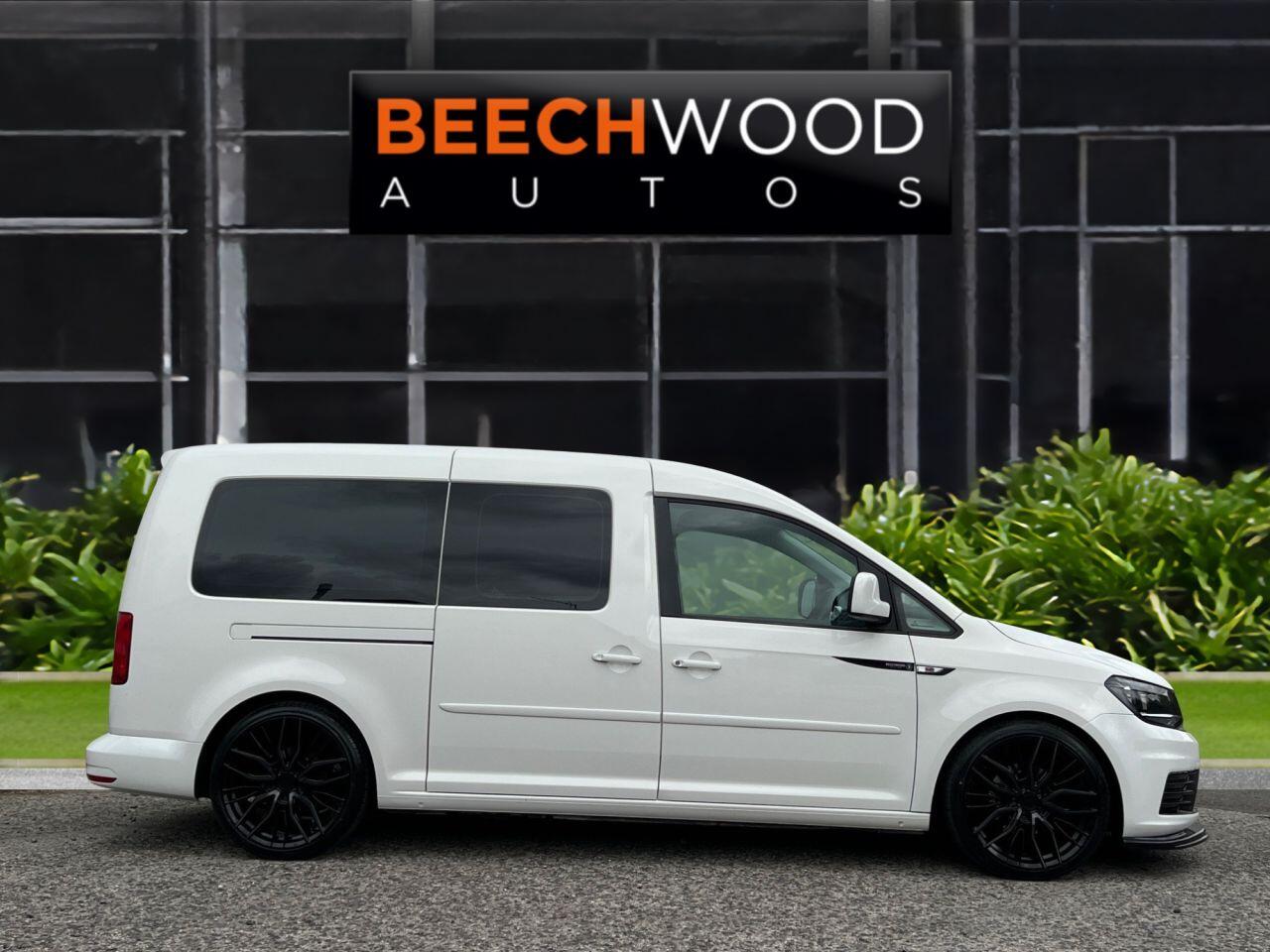 Volkswagen Caddy Maxi Life view 6