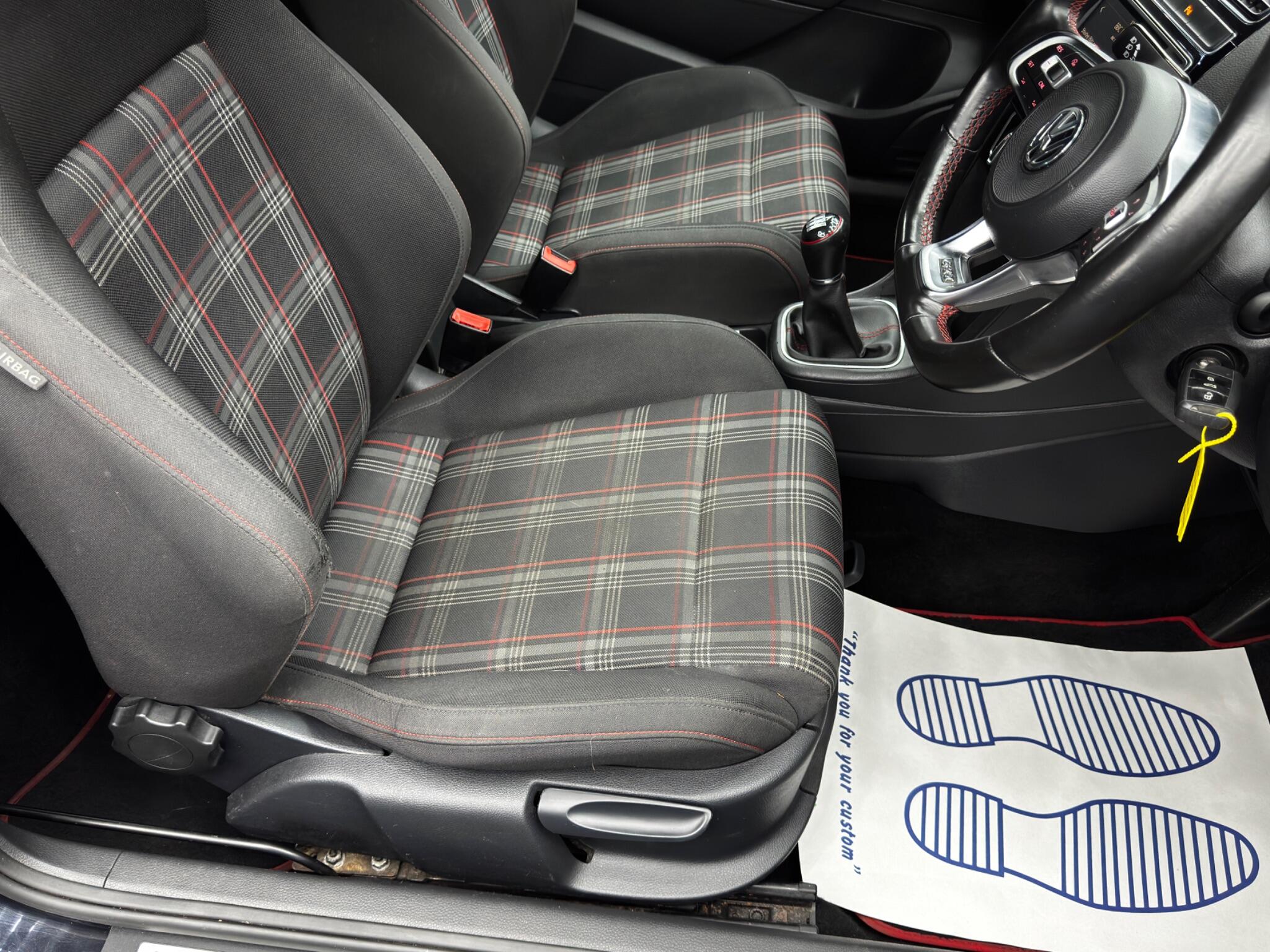 Volkswagen Polo view 13