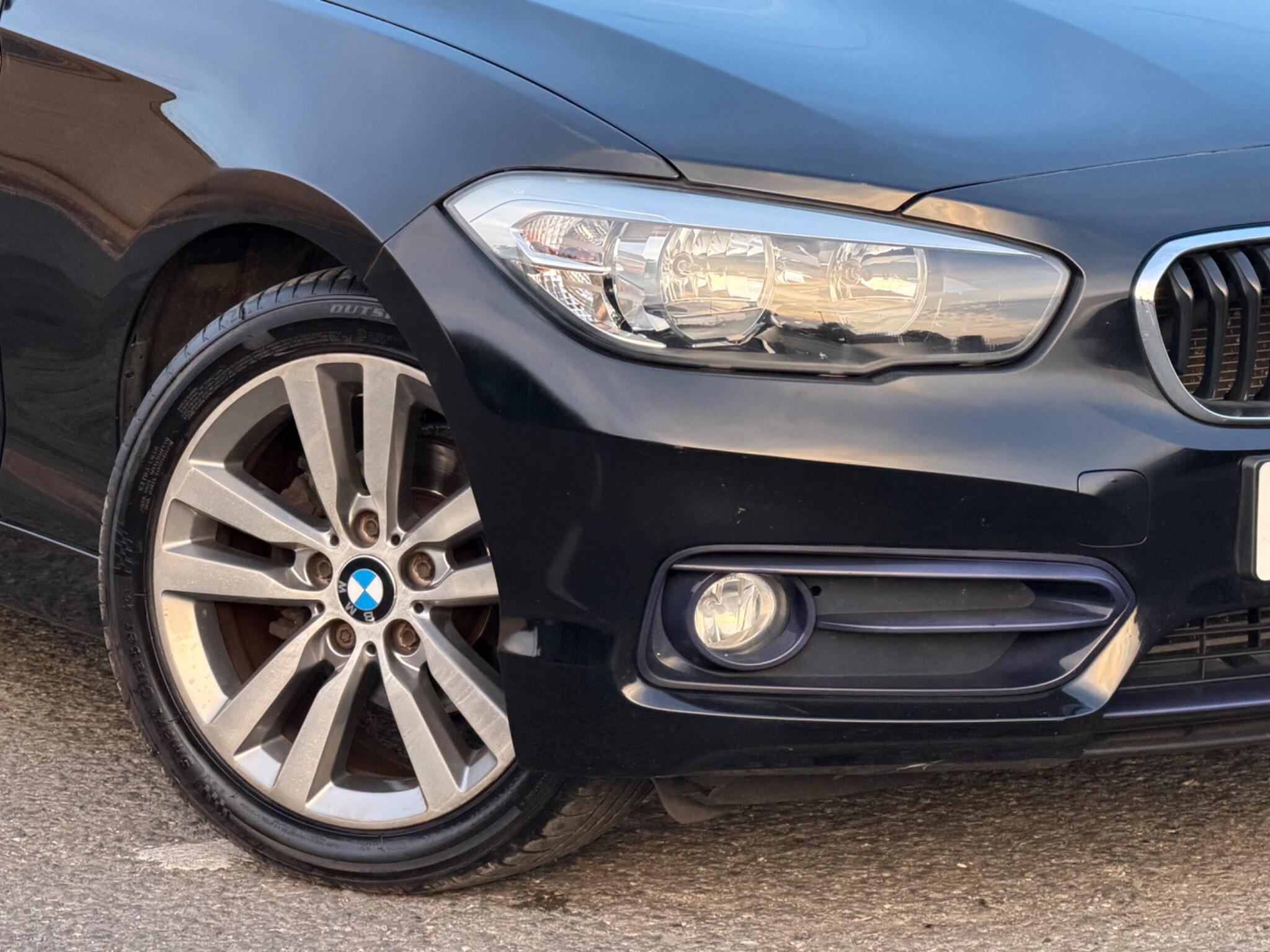 BMW 1 Series view 30