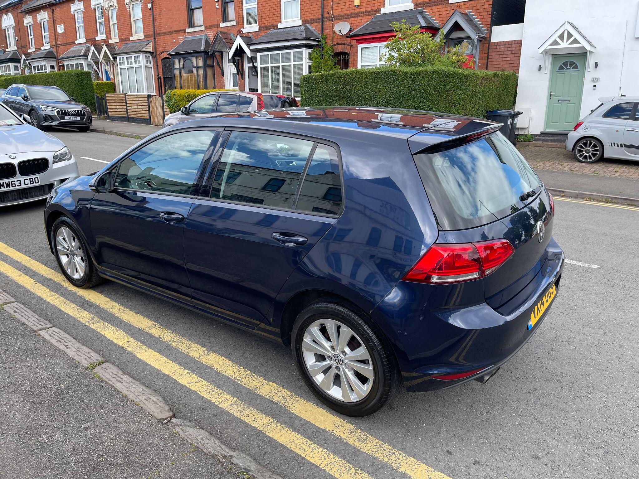 Volkswagen Golf view 11