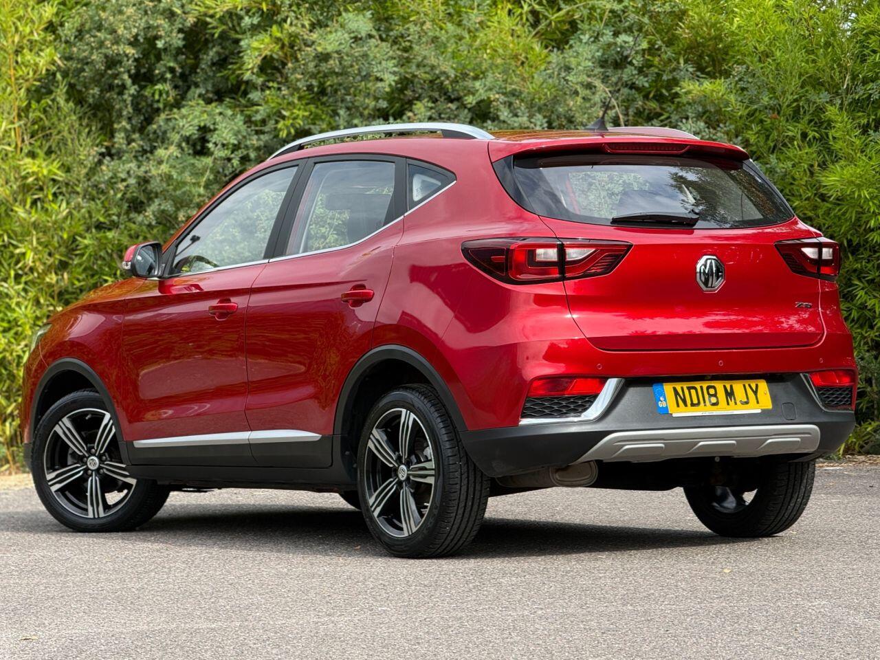 MG MG ZS view 2