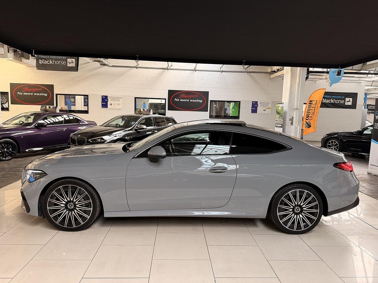 Mercedes-Benz Cle view 6