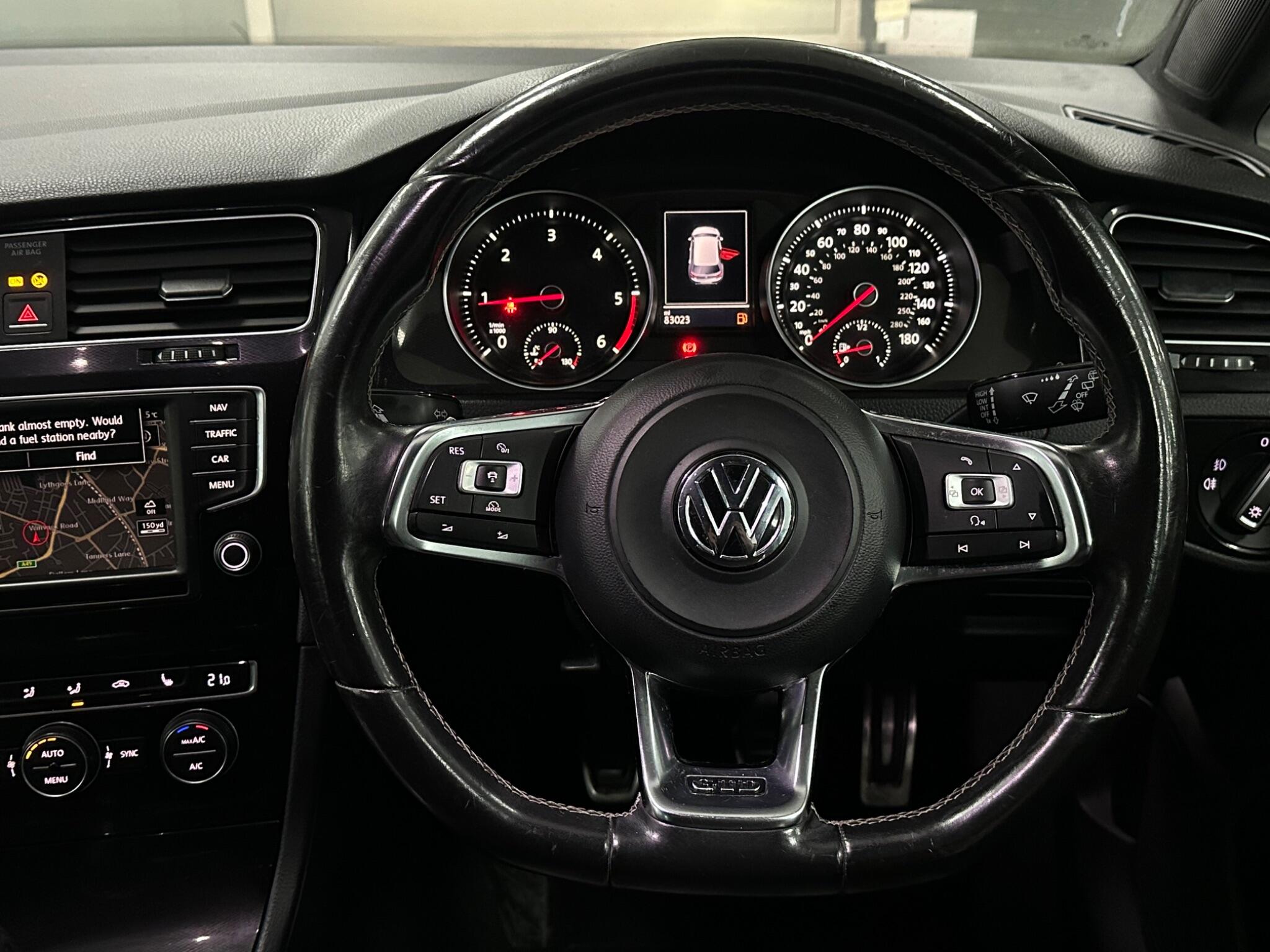 Volkswagen Golf view 18