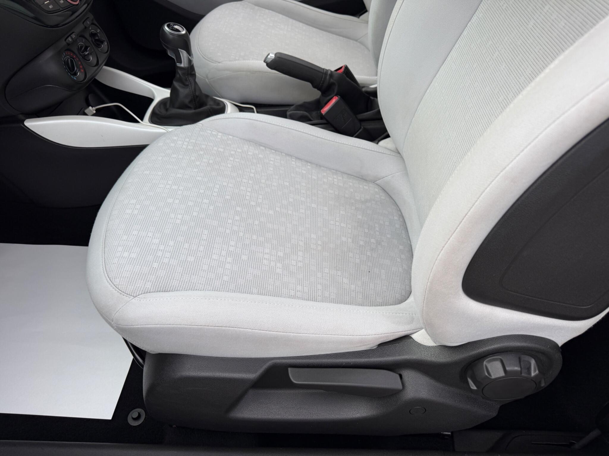Vauxhall ADAM - Image 47