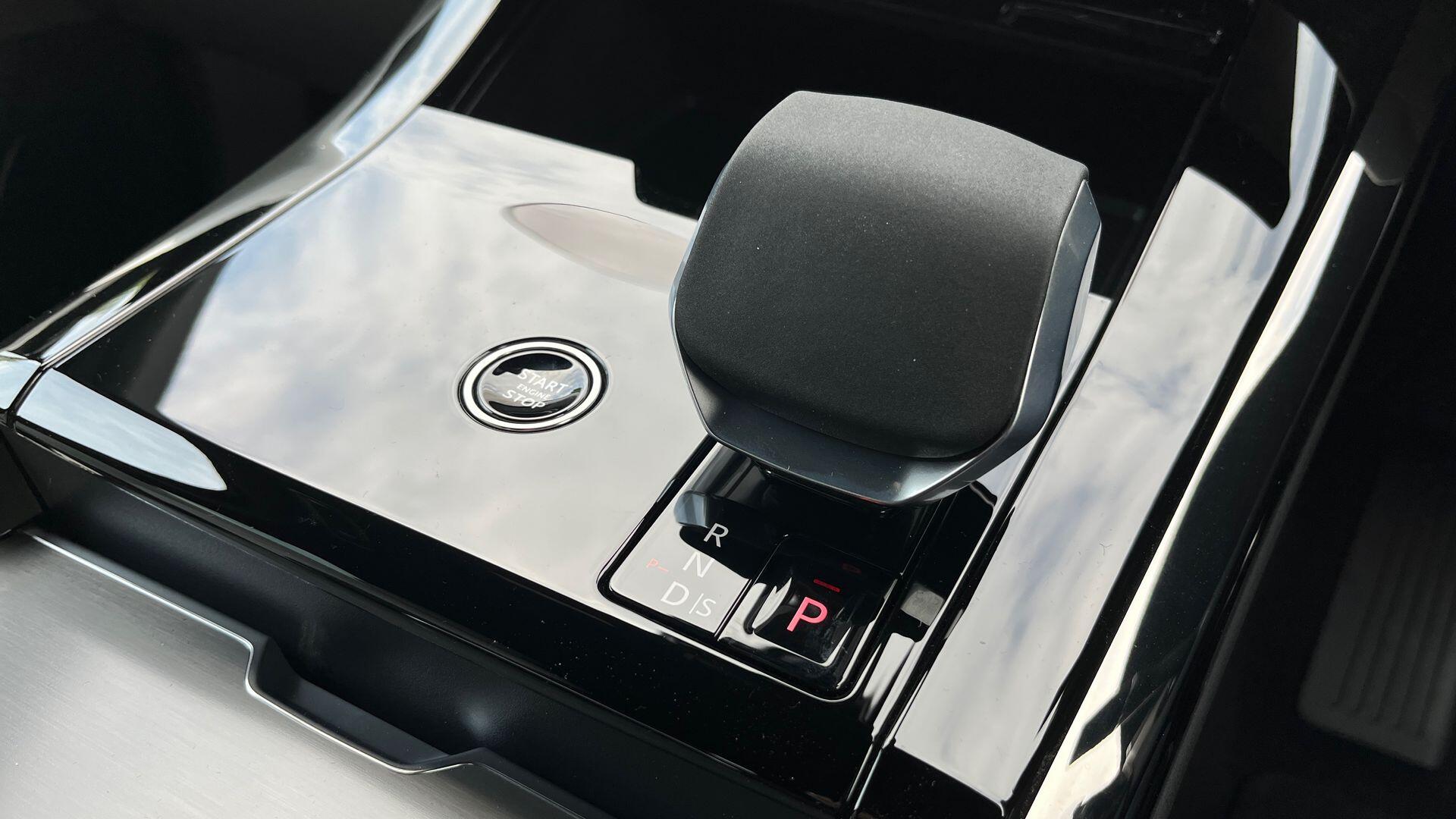 Land Rover Range Rover Sport view 25