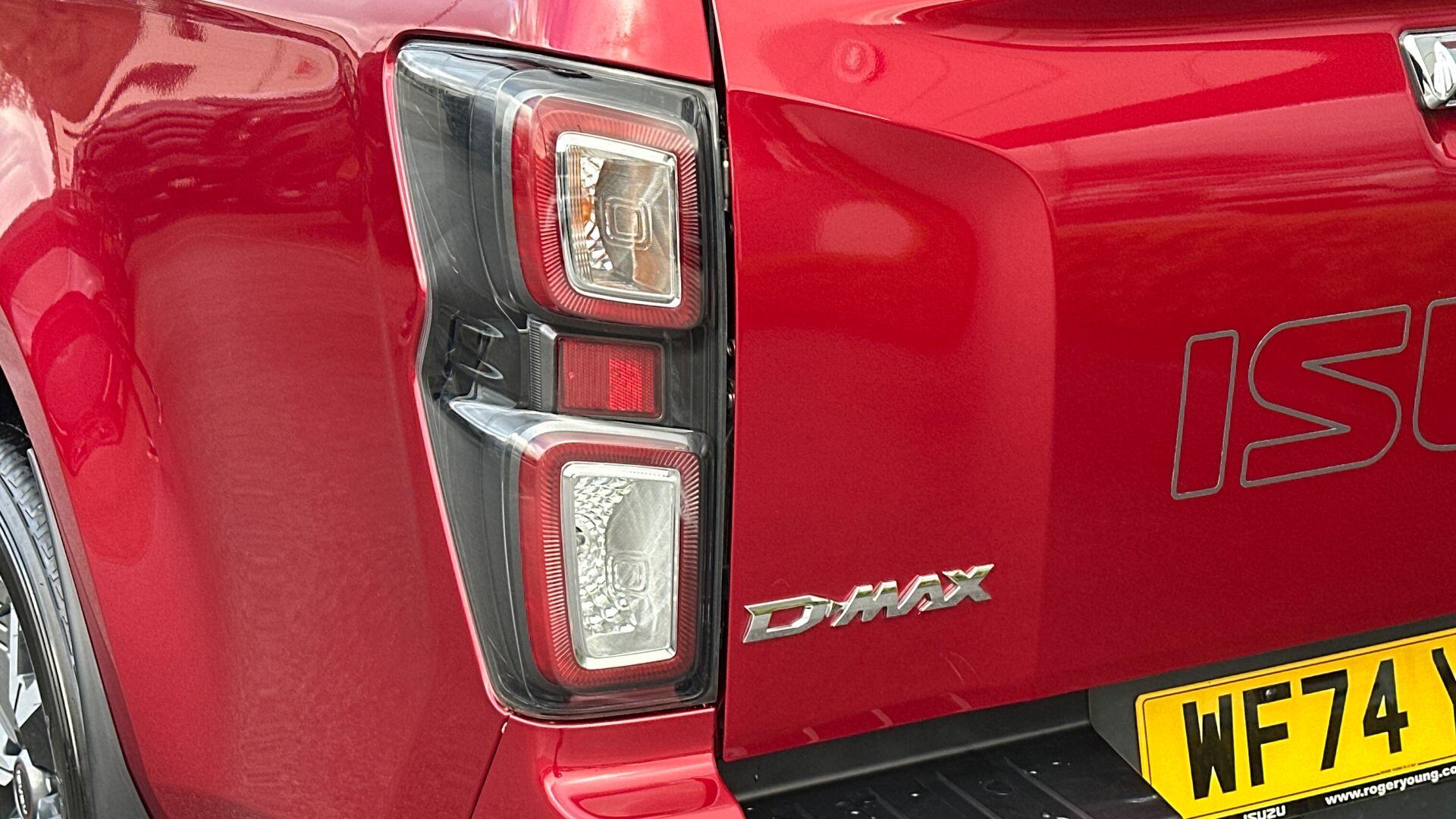 Isuzu D-Max view 19
