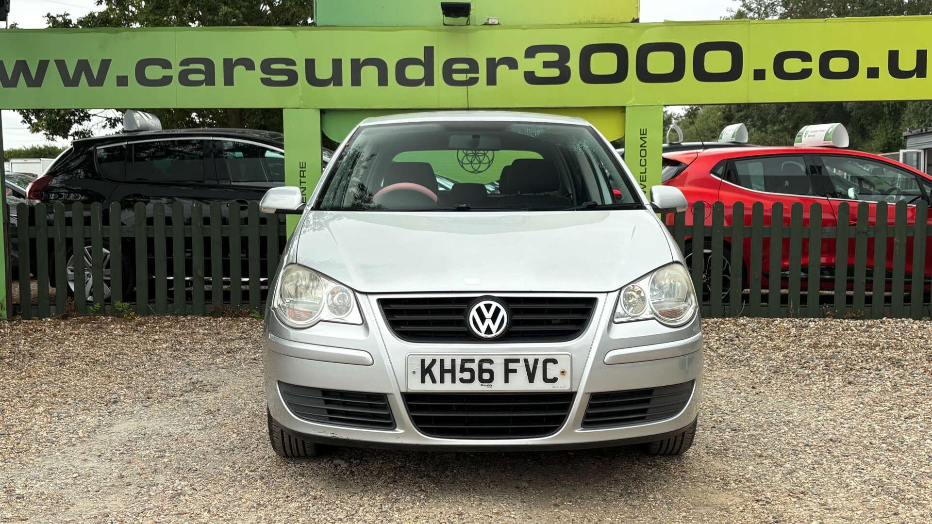 Volkswagen Polo view 2