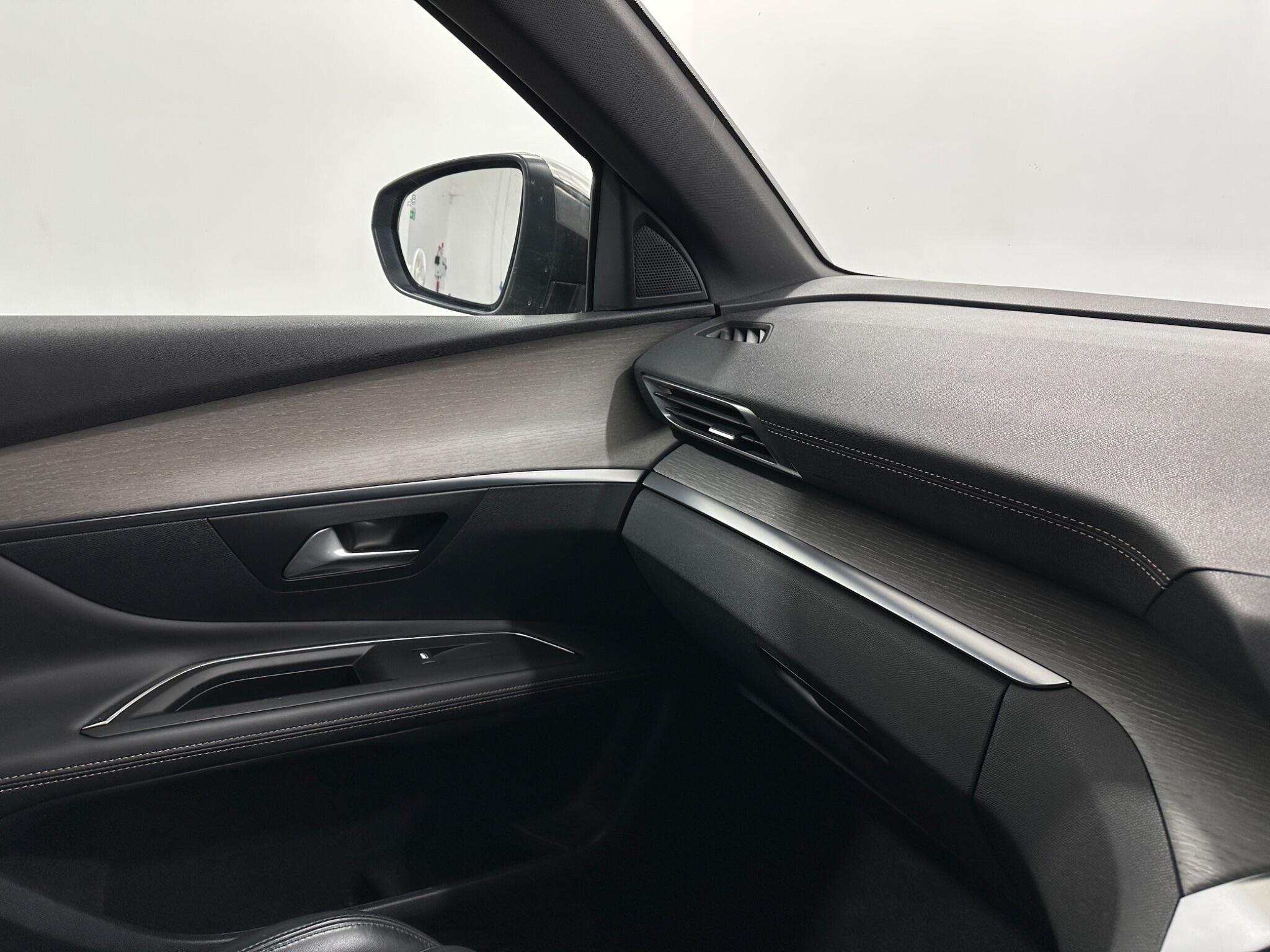 Peugeot 3008 view 27