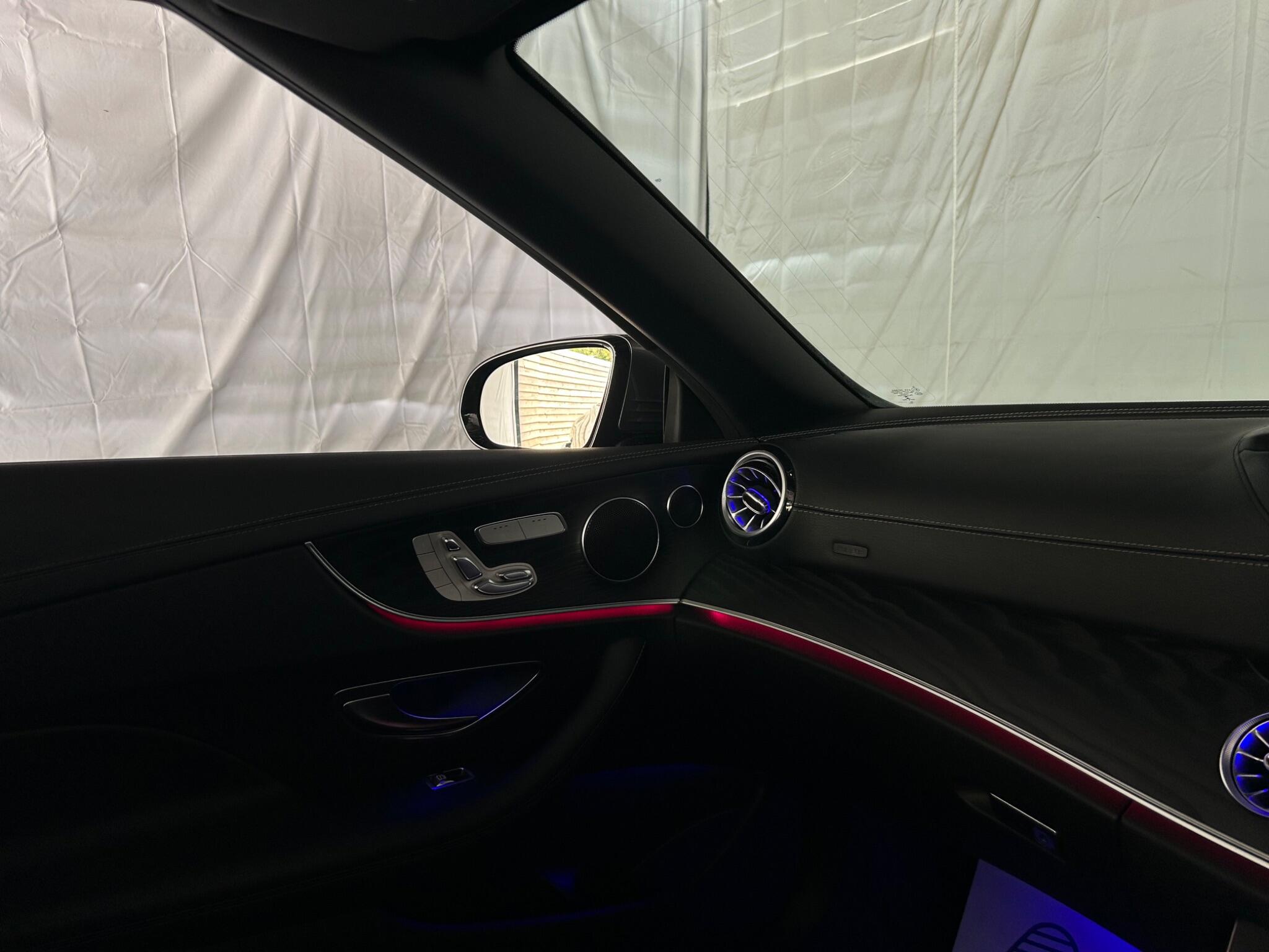 Mercedes-Benz E Class view 22