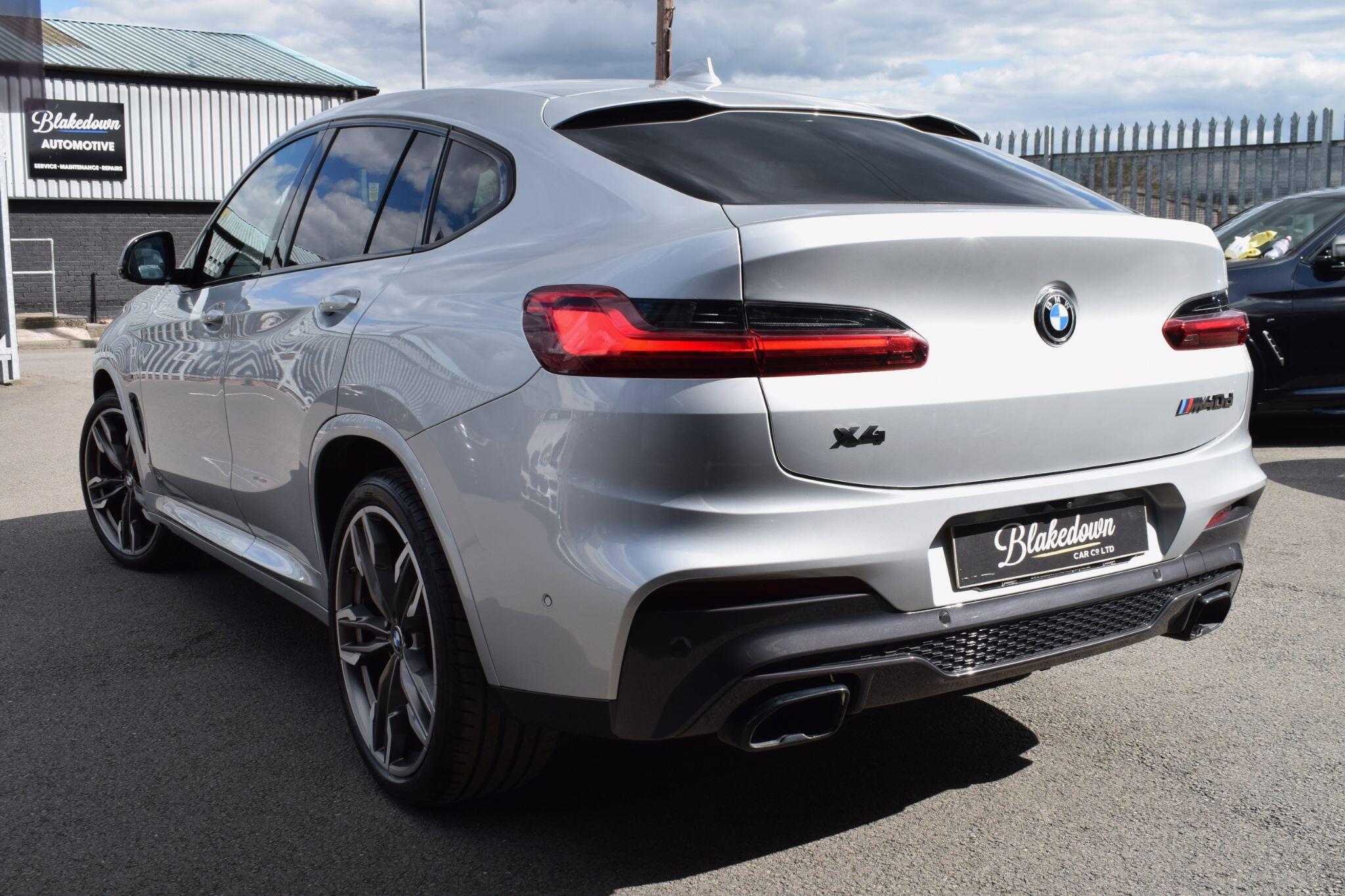 BMW X4 view 6
