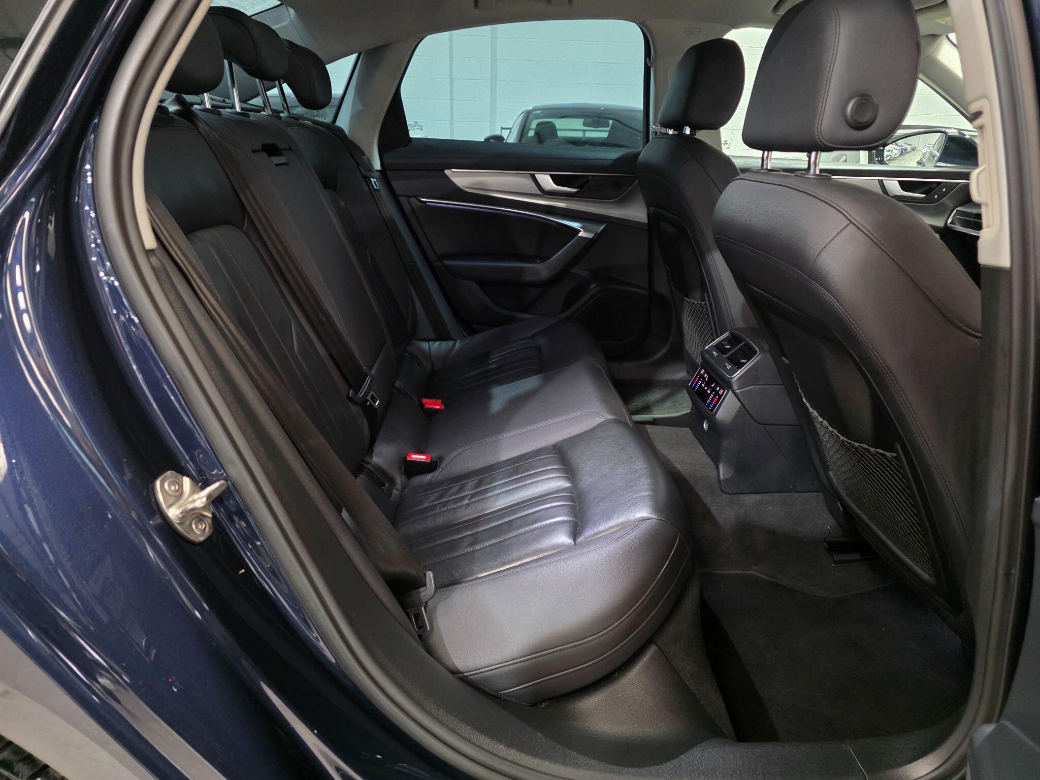 Audi A6 Saloon view 25