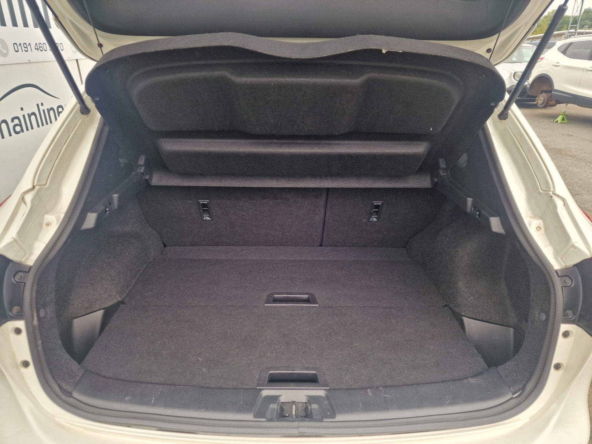Nissan Qashqai view 50