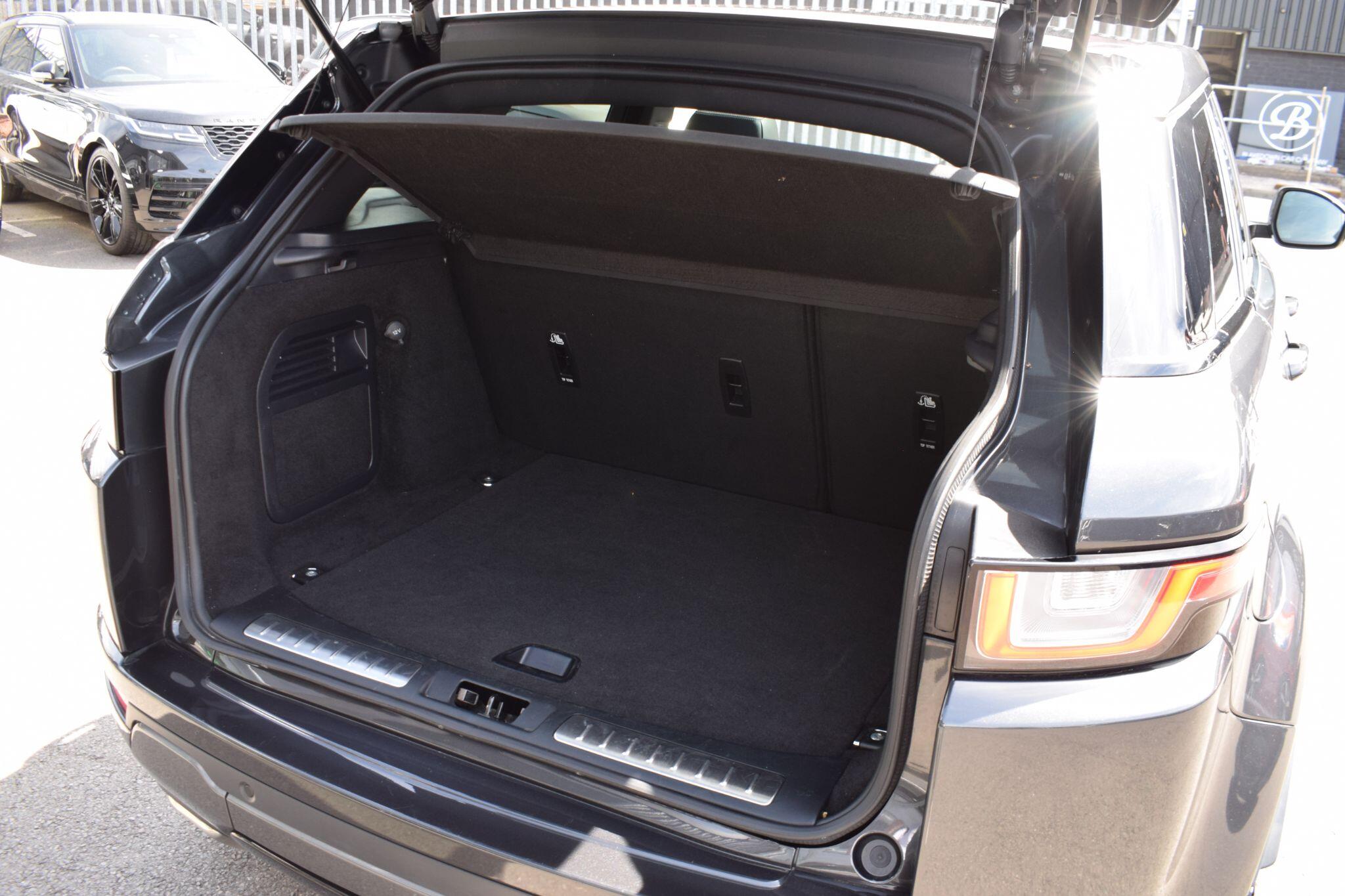 Land Rover Range Rover Evoque view 28