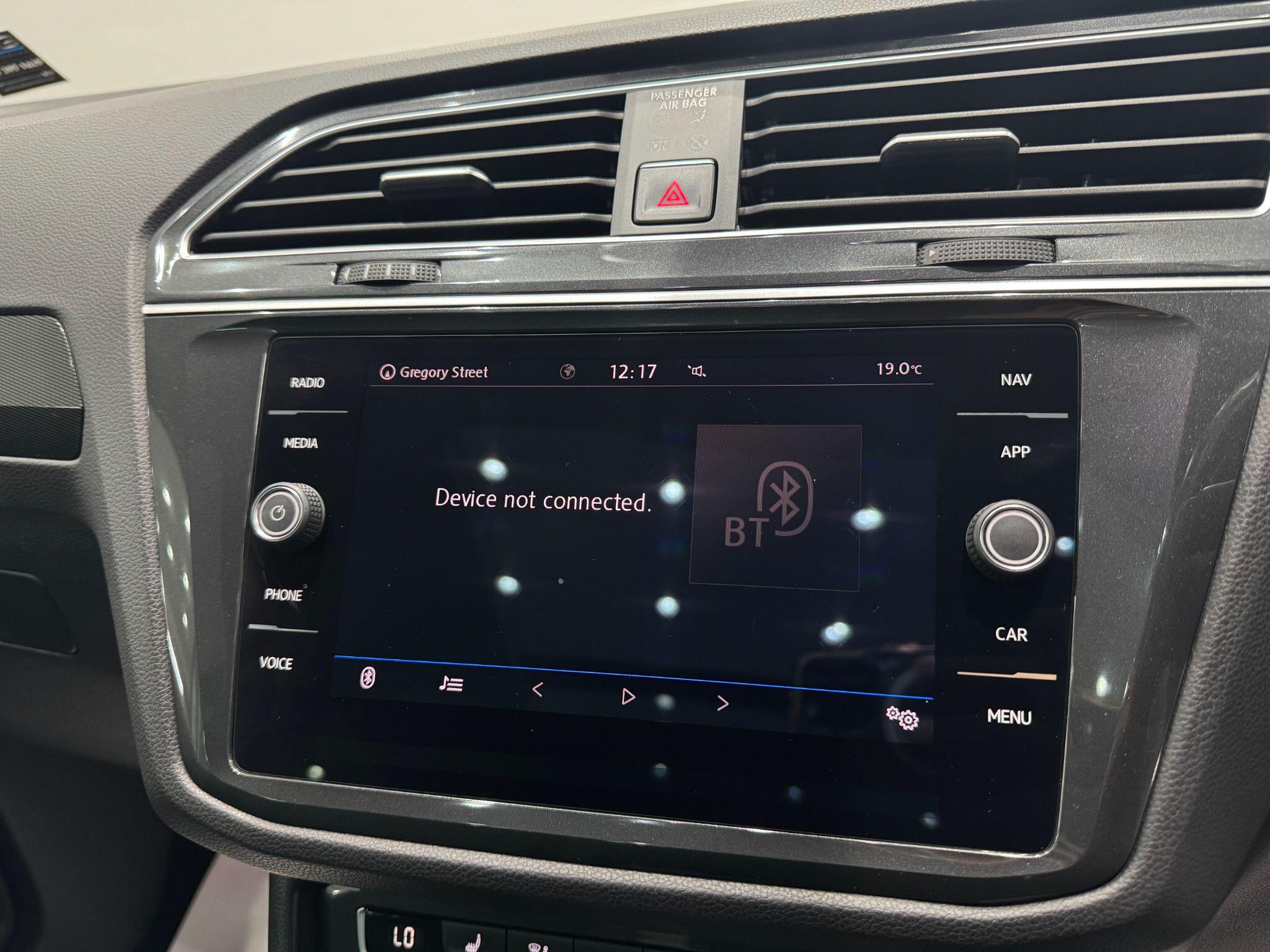 Volkswagen Tiguan view 36