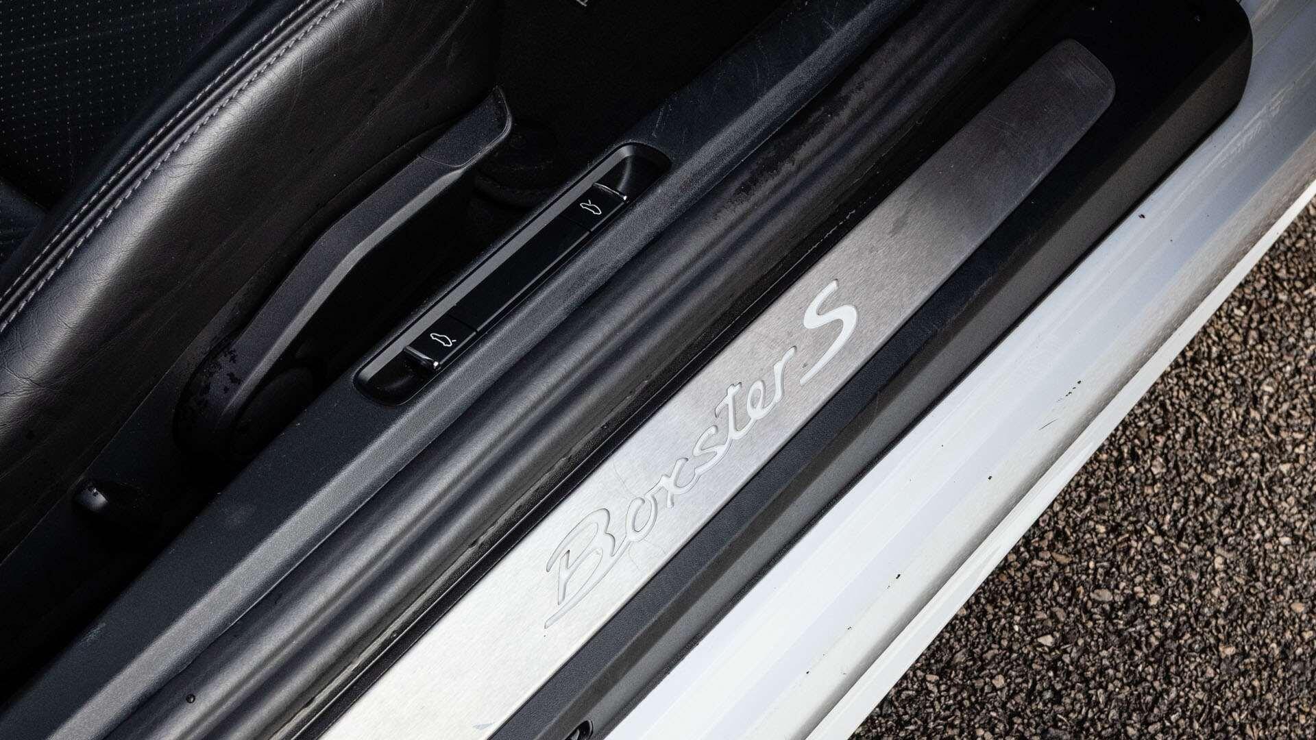 Porsche Boxster view 30