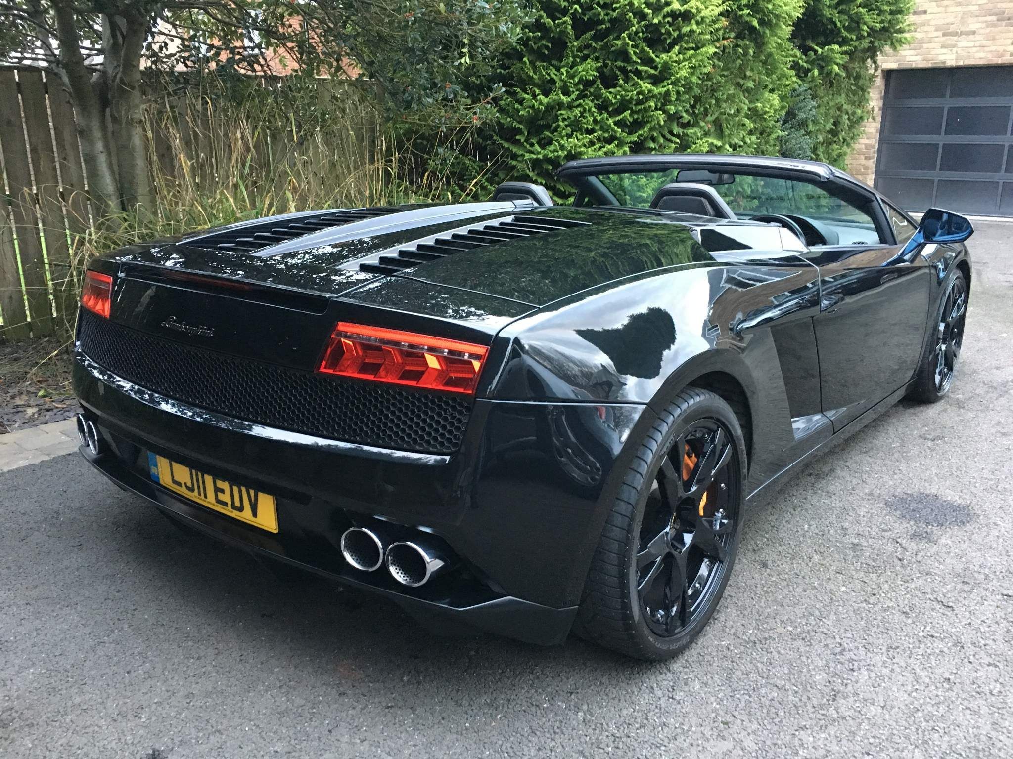 Lamborghini Gallardo view 13