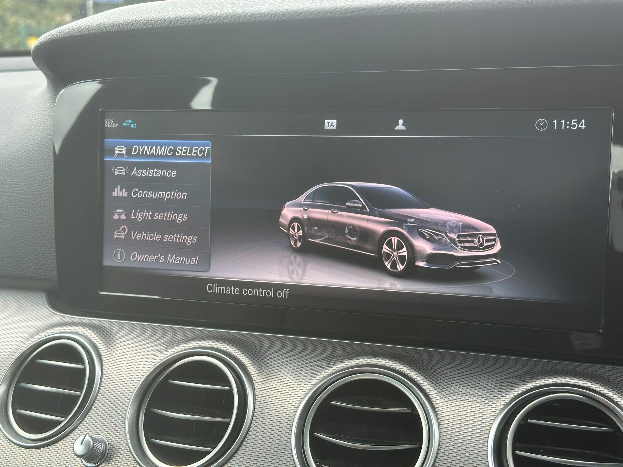 Mercedes-Benz E Class view 20