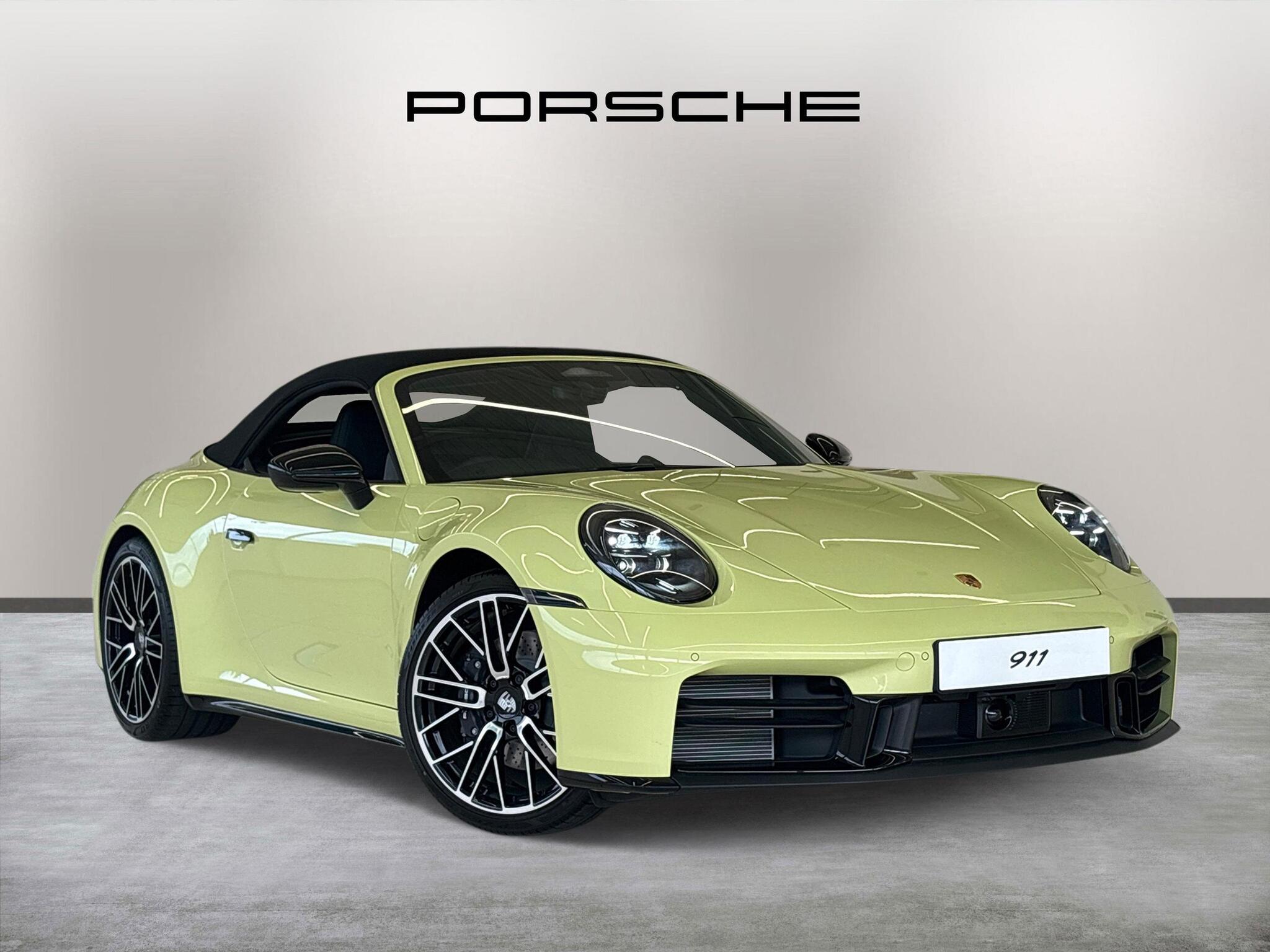 Porsche 911 view 2