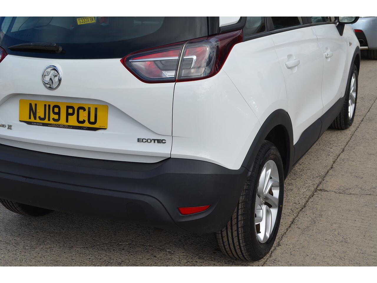 Vauxhall Crossland X view 44
