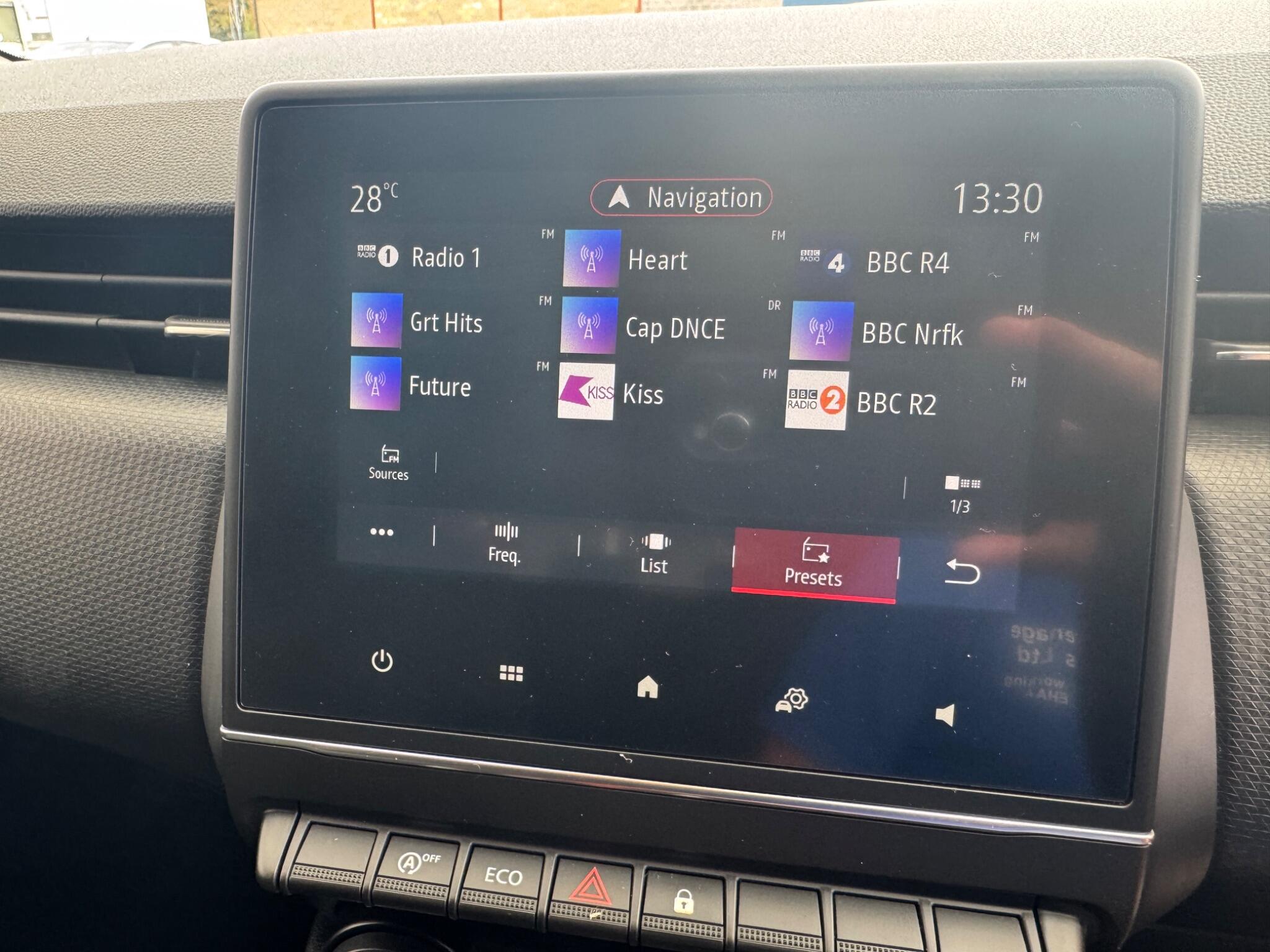 Renault Clio view 26