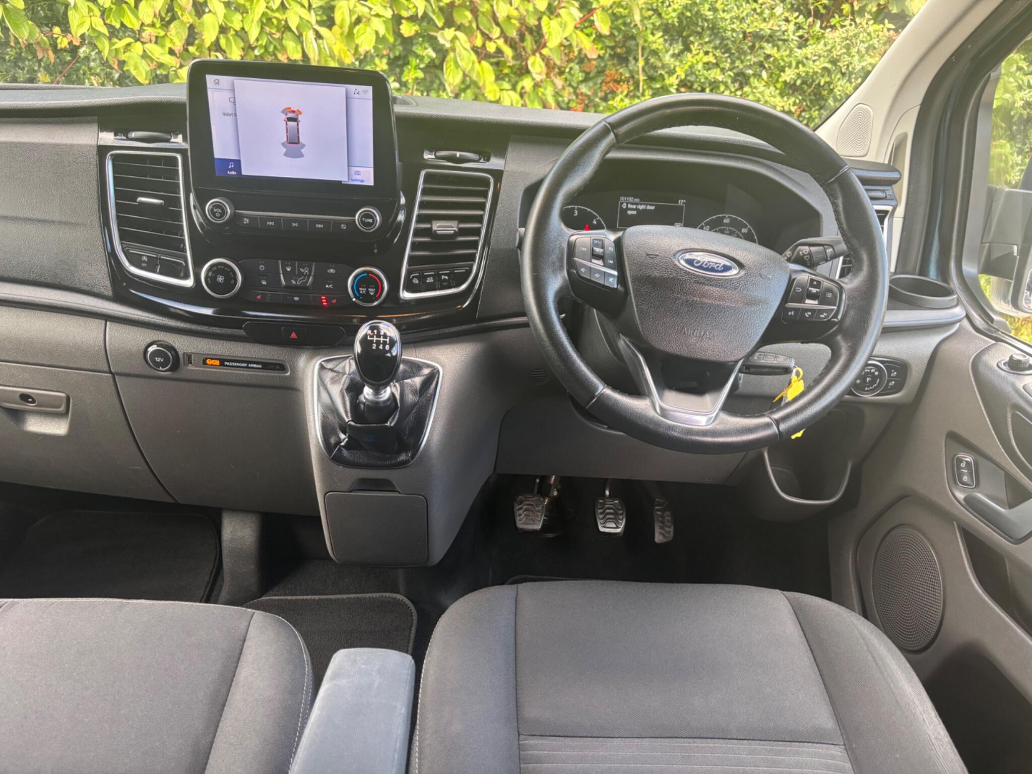 Ford Transit Custom view 26