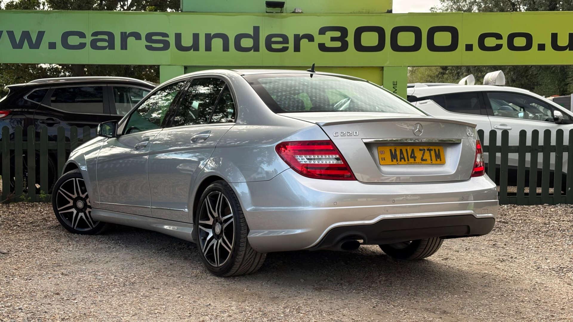 Mercedes-Benz C-Class view 9