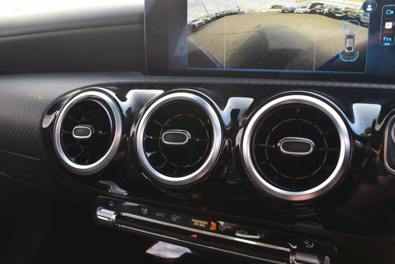 Mercedes-Benz Cla view 35