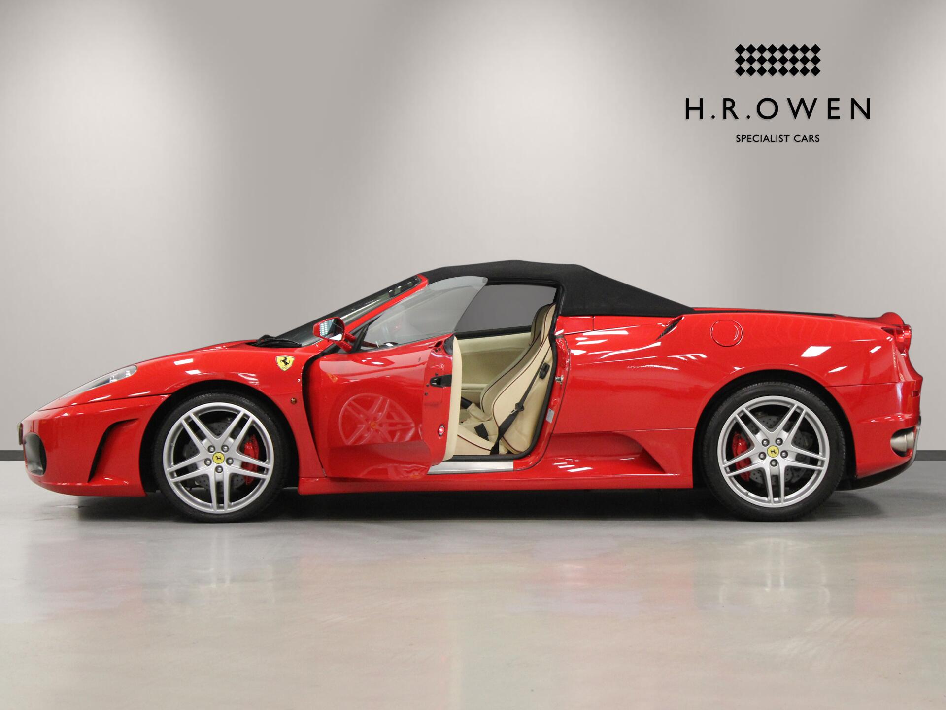 Ferrari F430 view 7