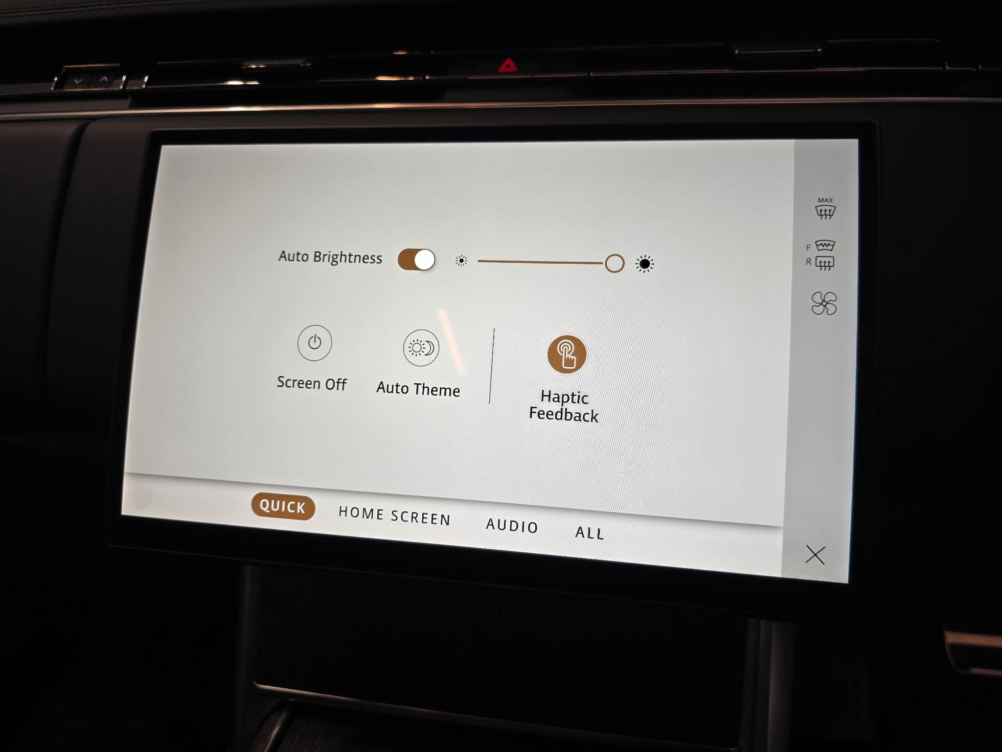 Land Rover Range Rover view 21