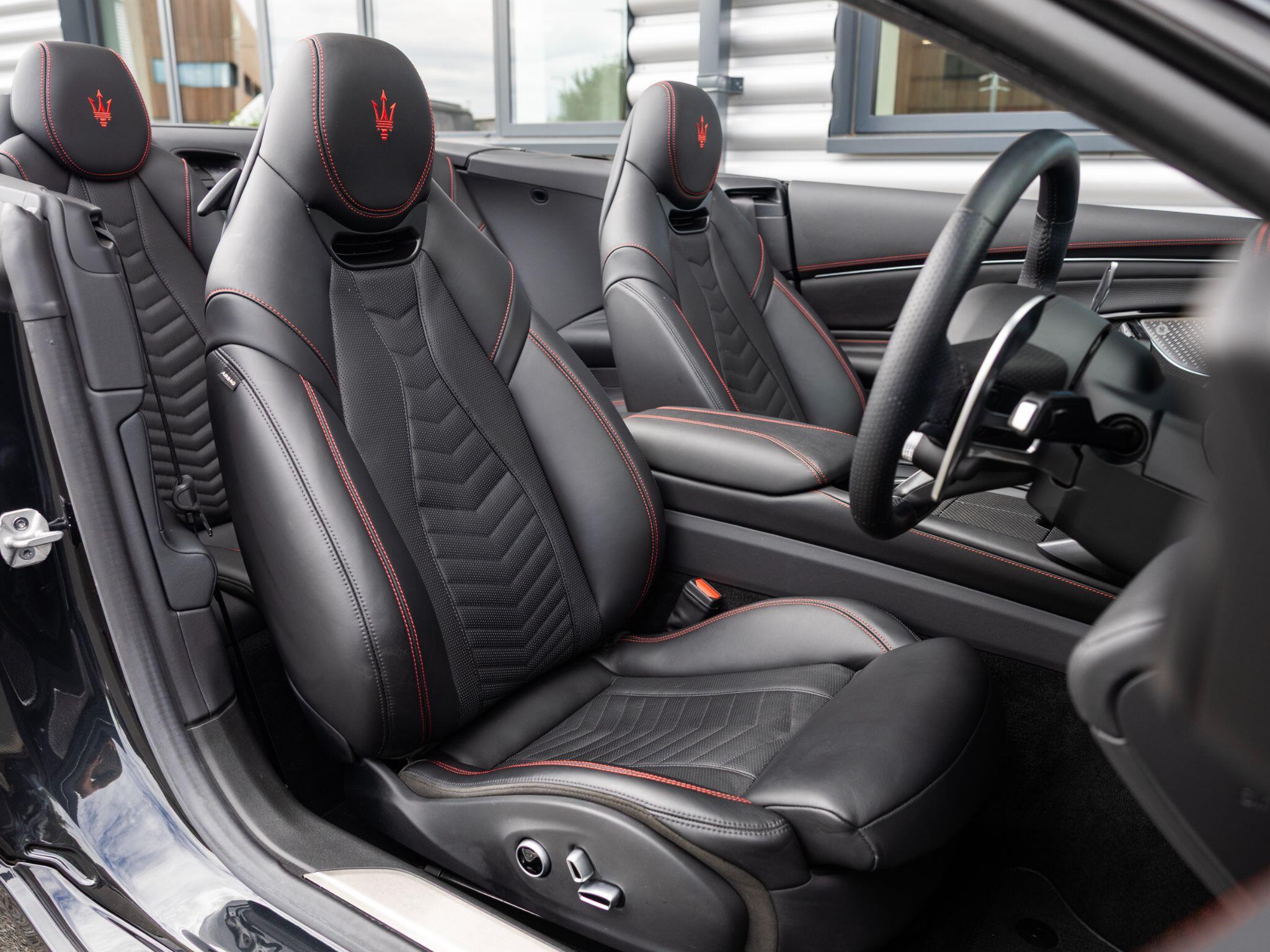 Maserati Grancabrio view 24