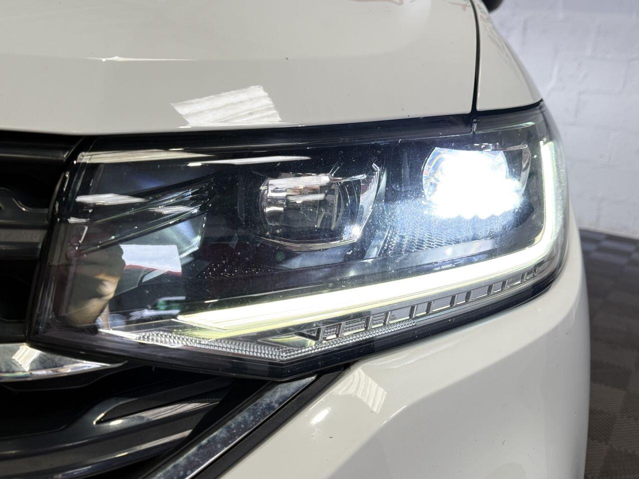 Volkswagen T-Cross view 21