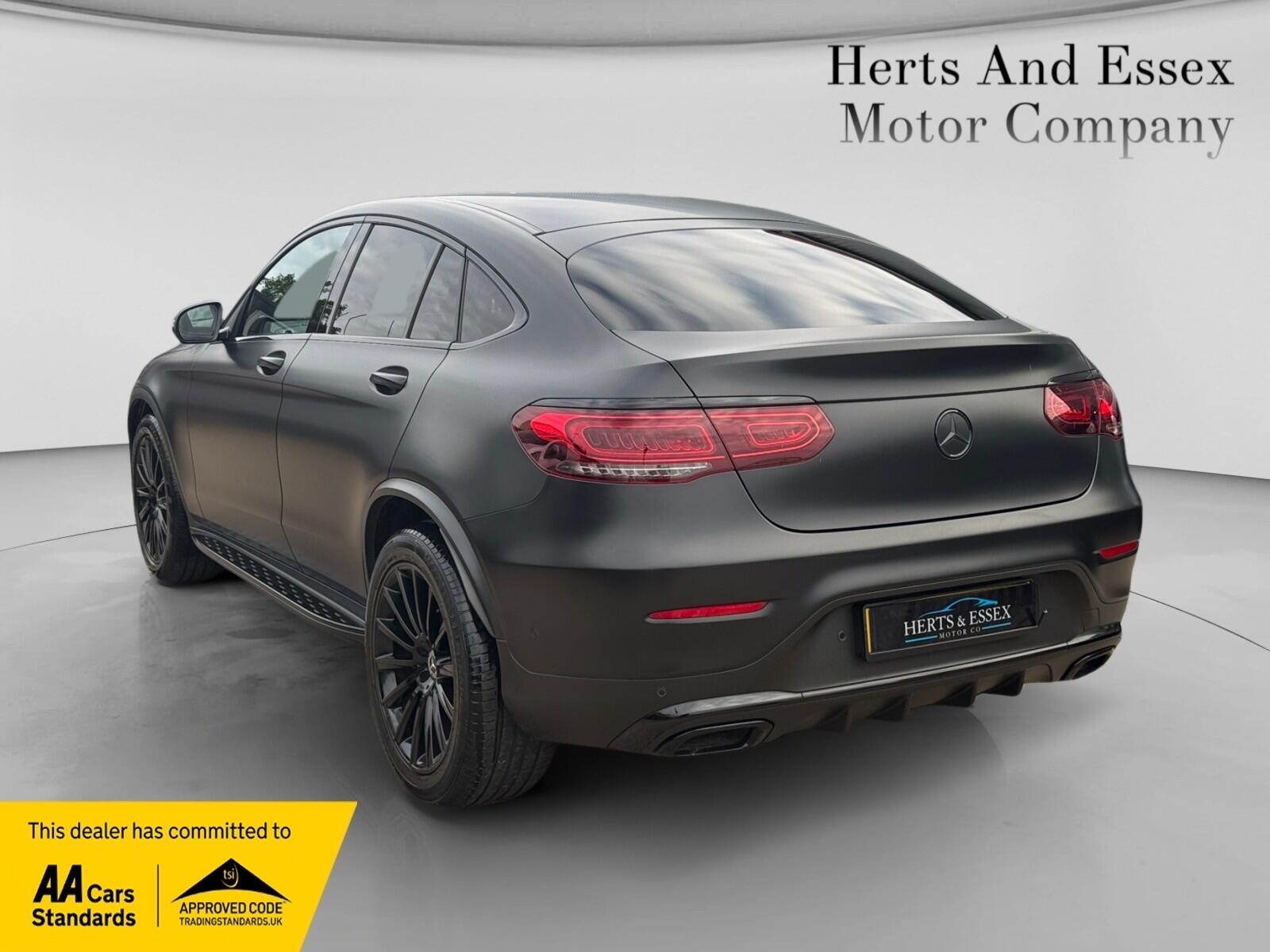 Mercedes-Benz GLC view 4