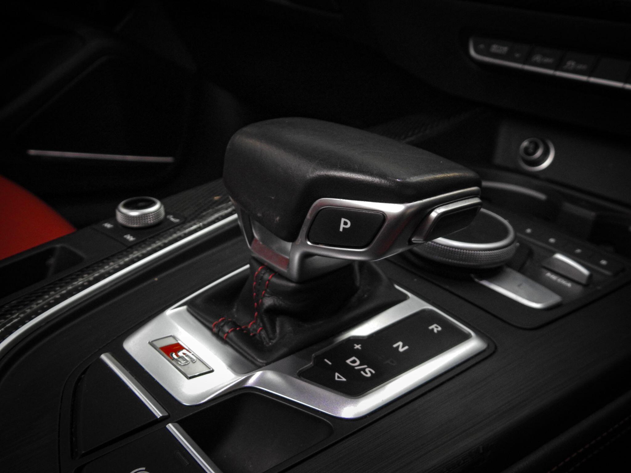 Audi S5 view 36