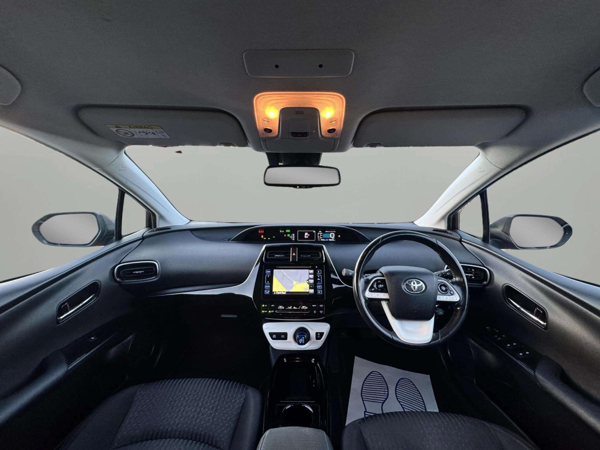 Toyota Prius view 27