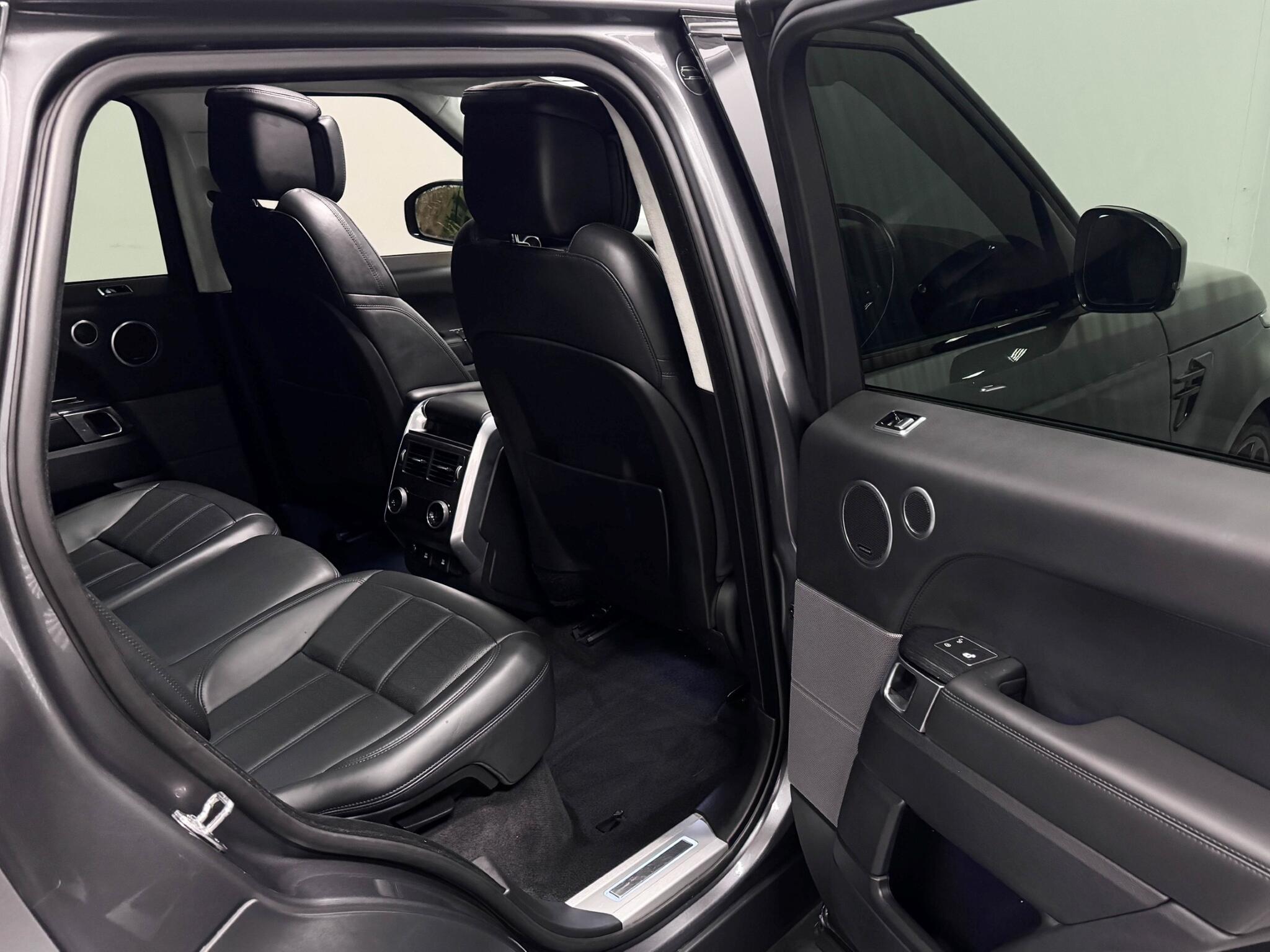 Land Rover Range Rover Sport view 28